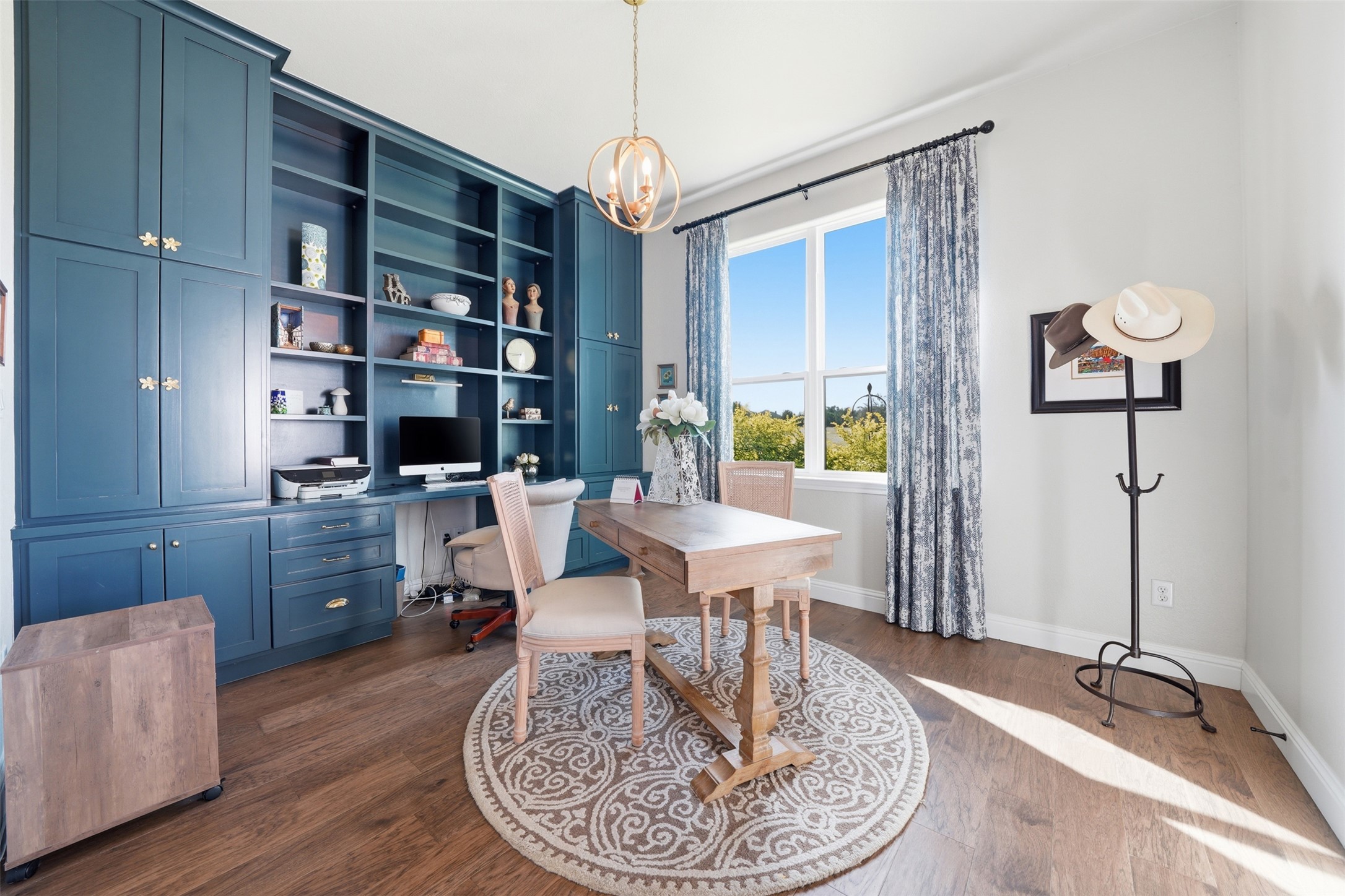 main property photo 25