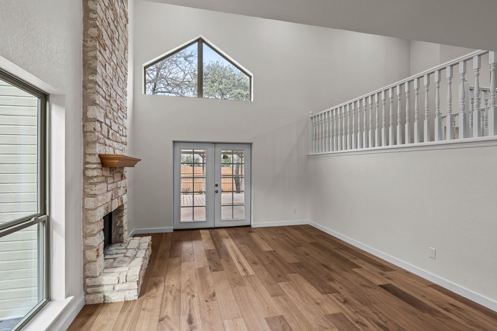 main property photo 11