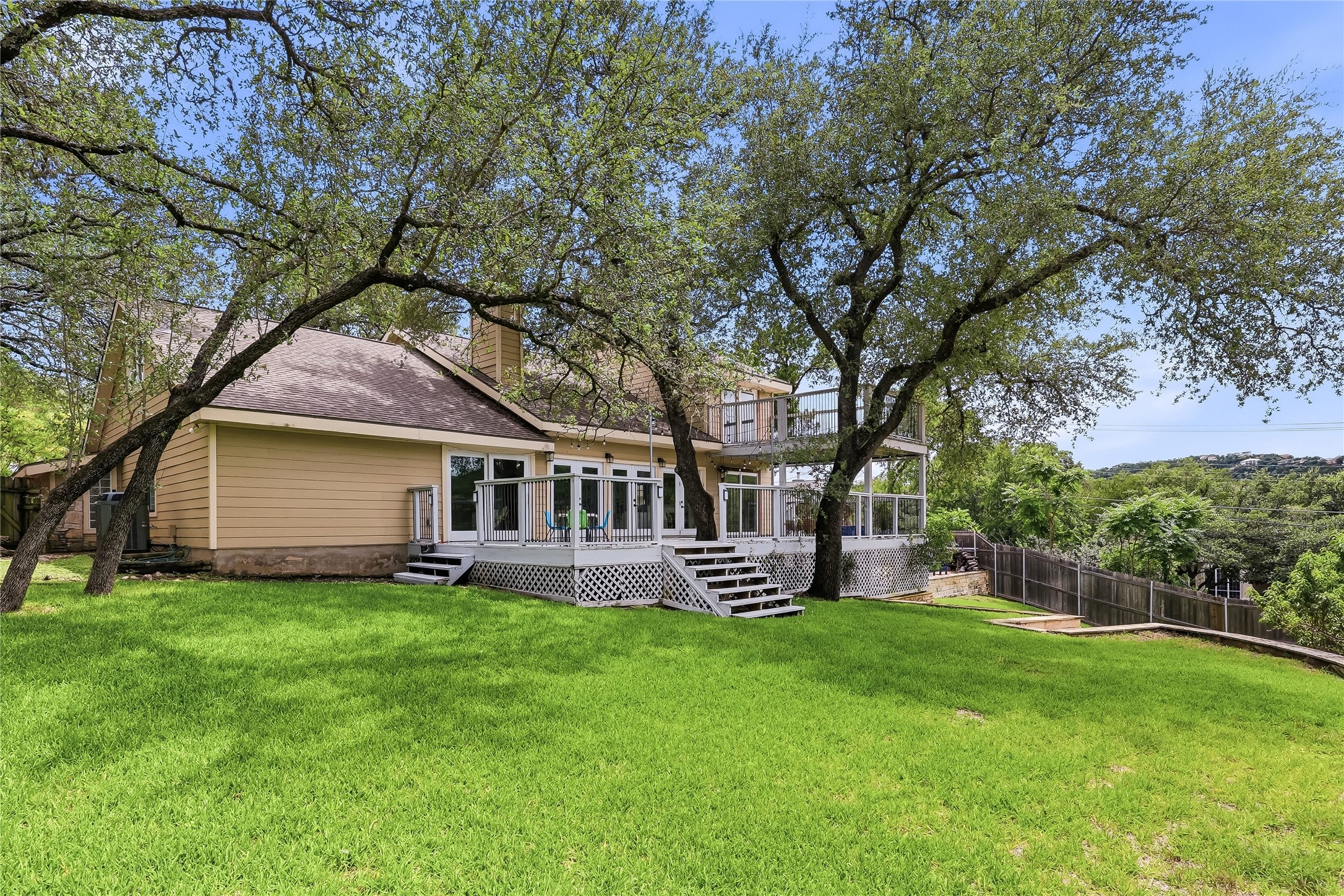 main property photo 33