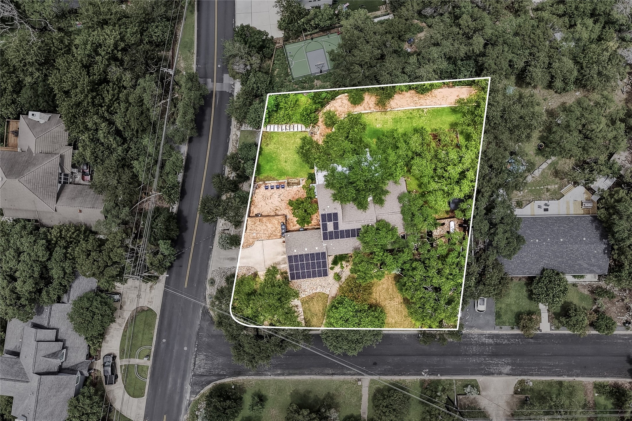 main property photo 36