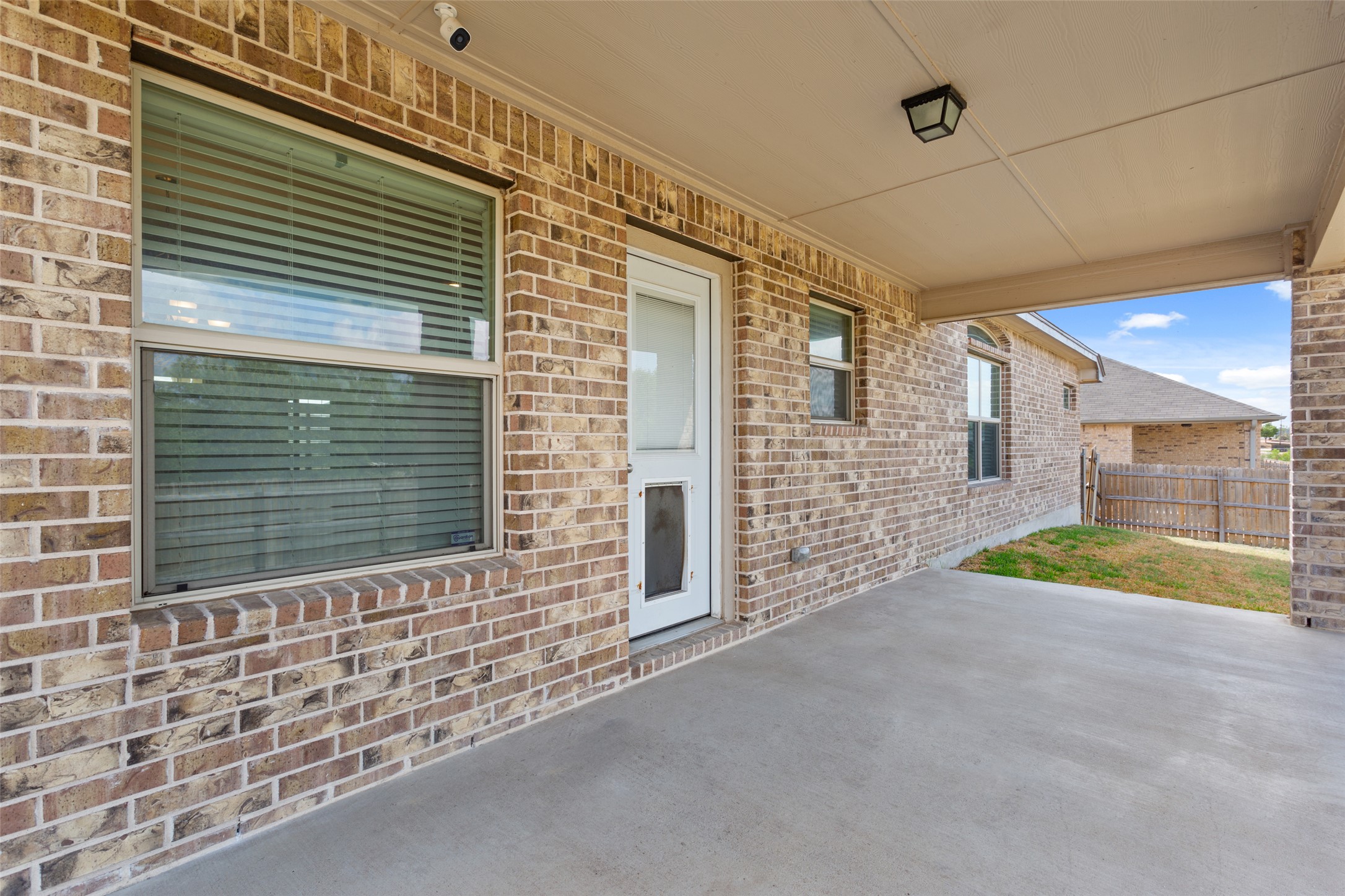 main property photo 27