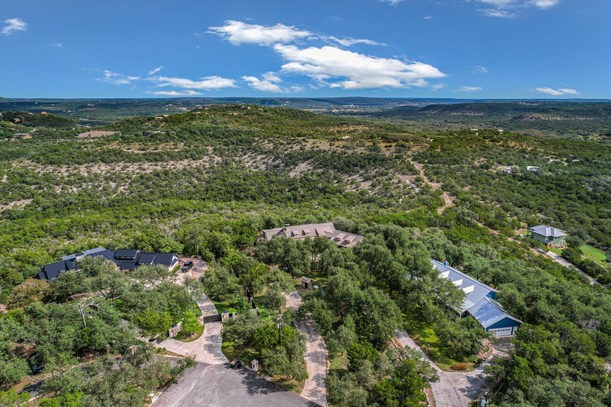 main property photo 33