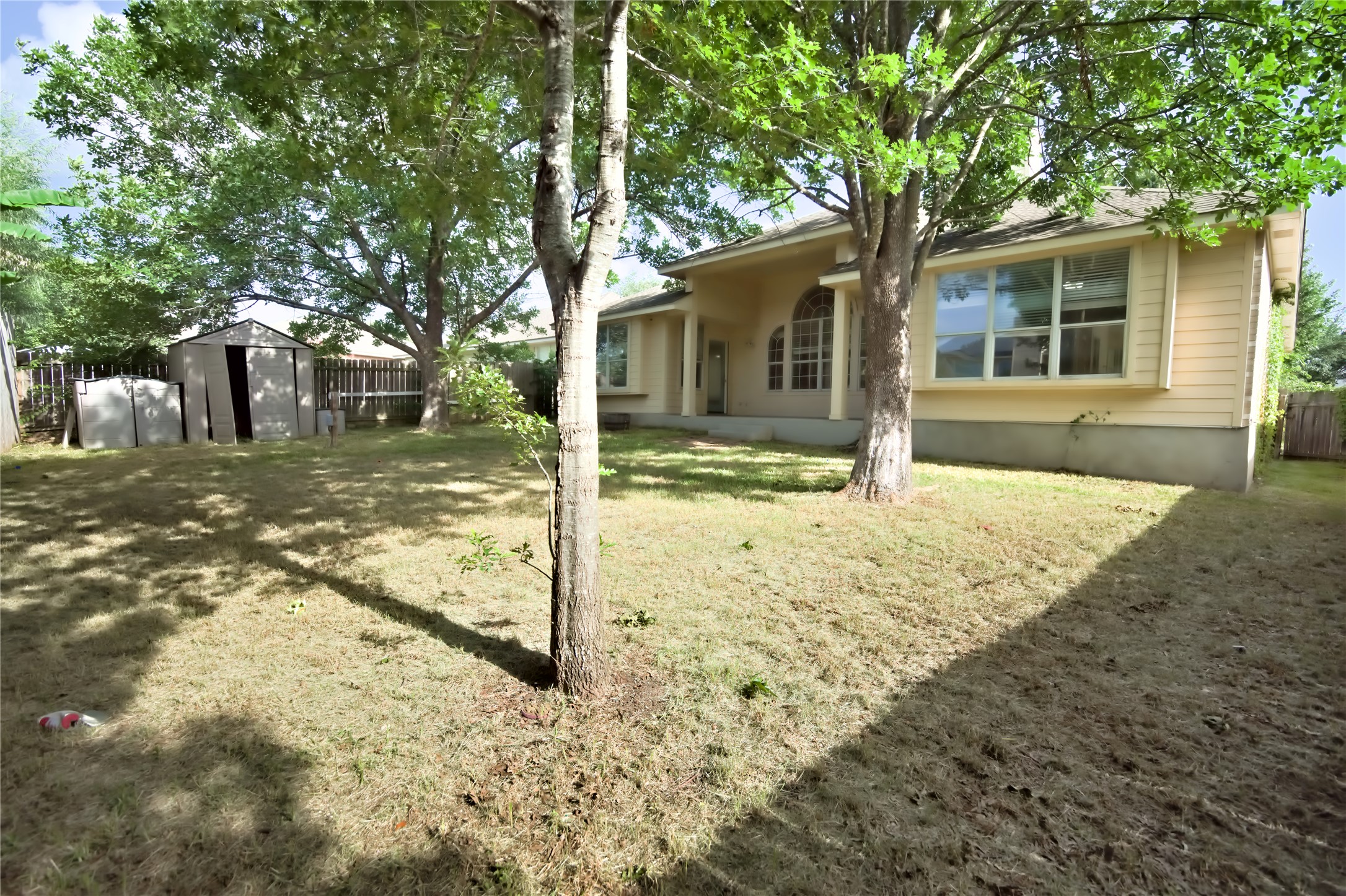 main property photo 20
