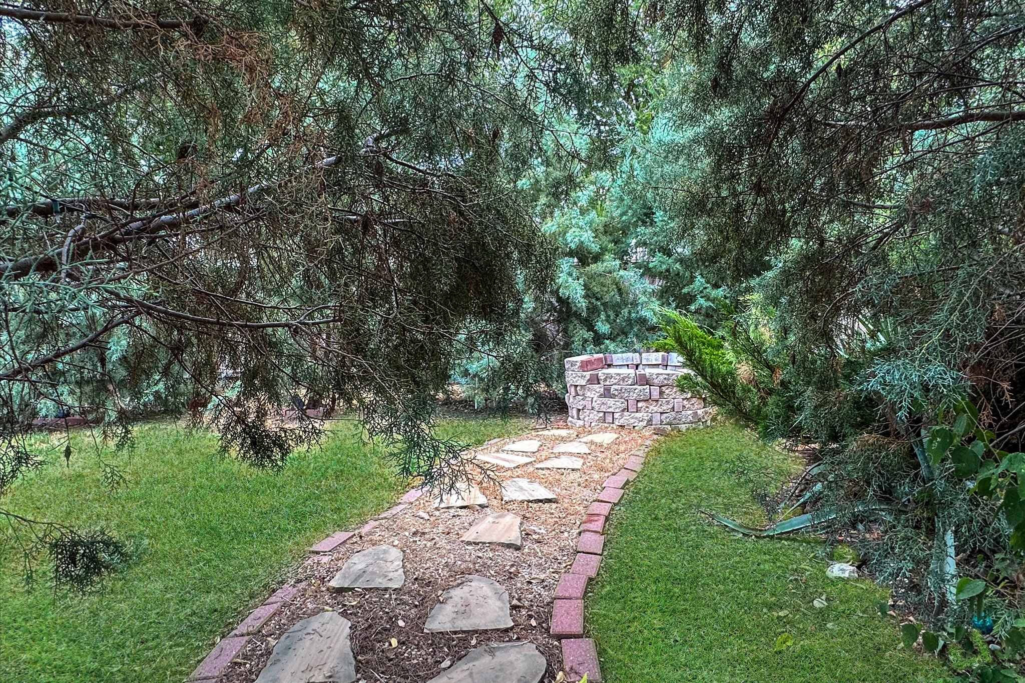 main property photo 17