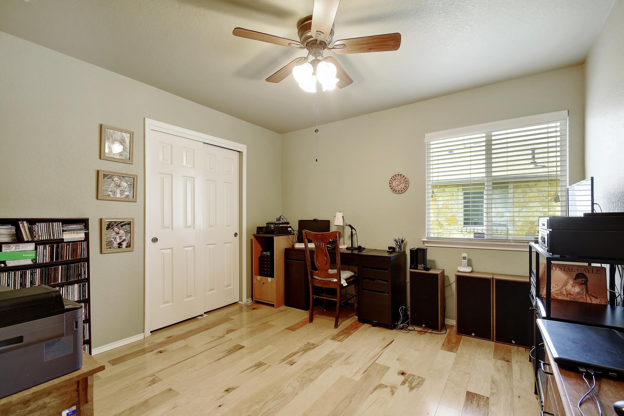 main property photo 19