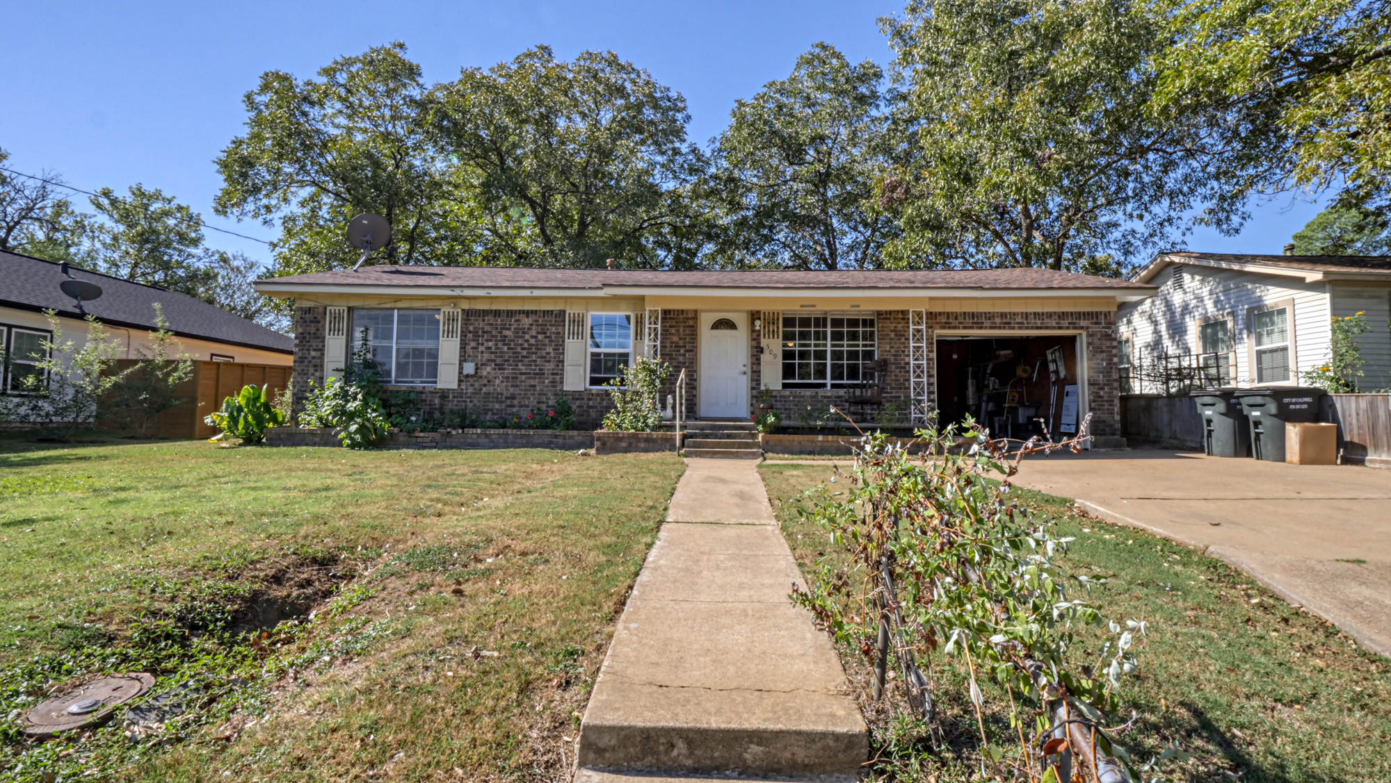 main property photo 26