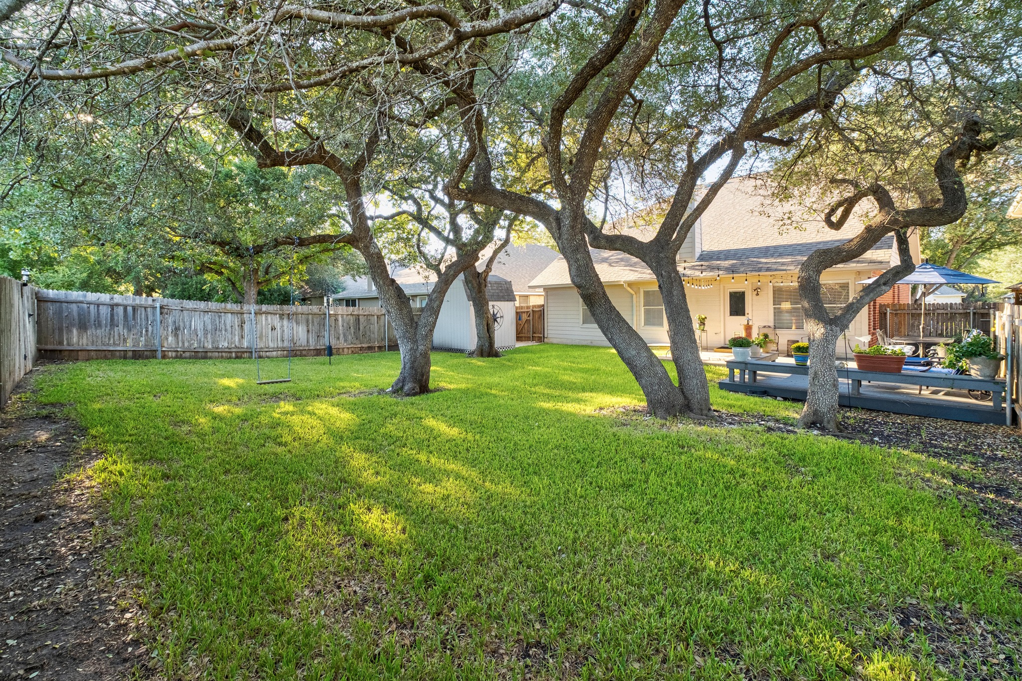 main property photo 30