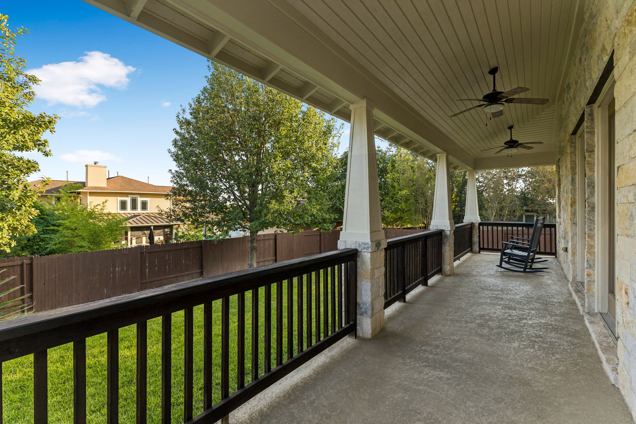 main property photo 34