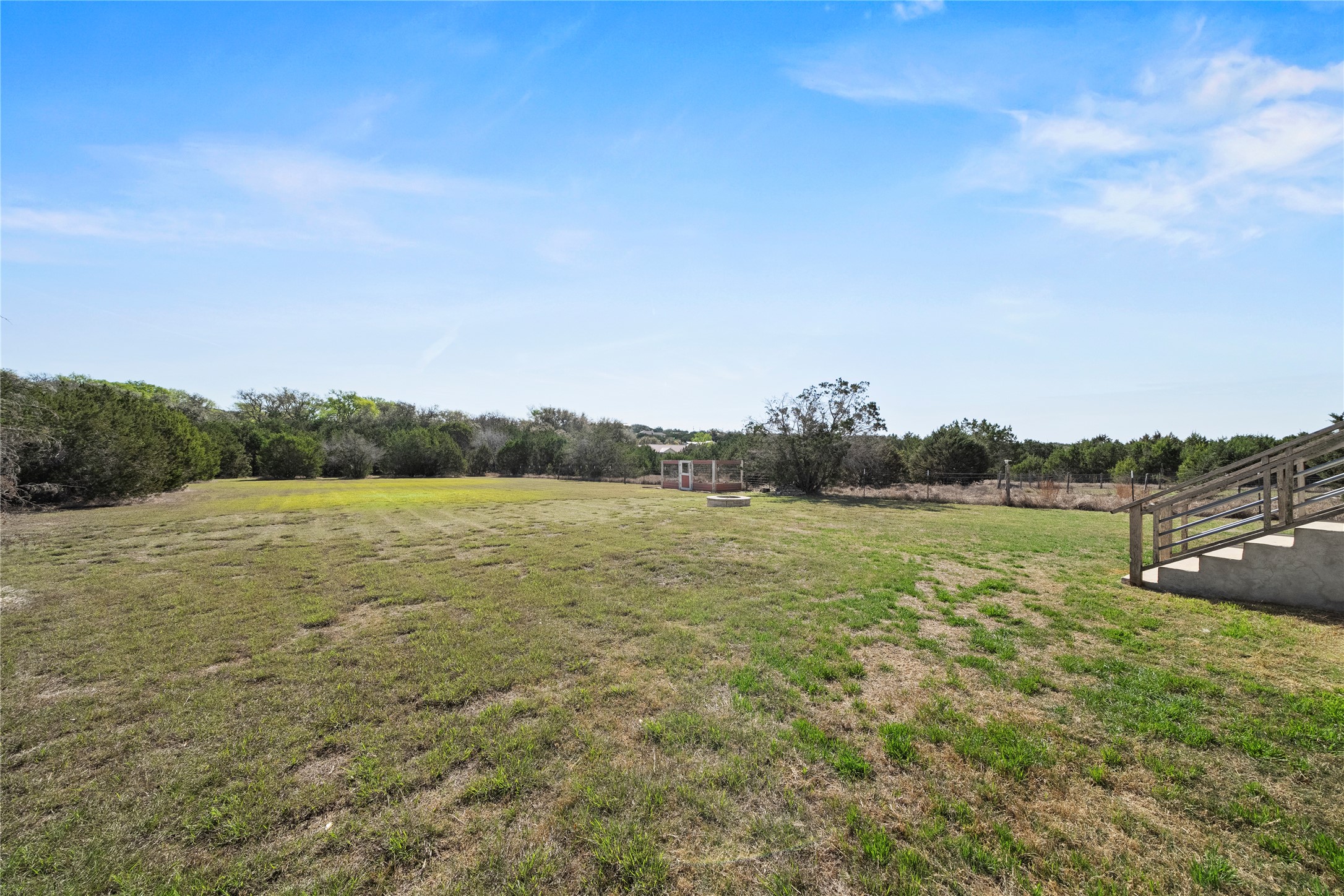 main property photo 19