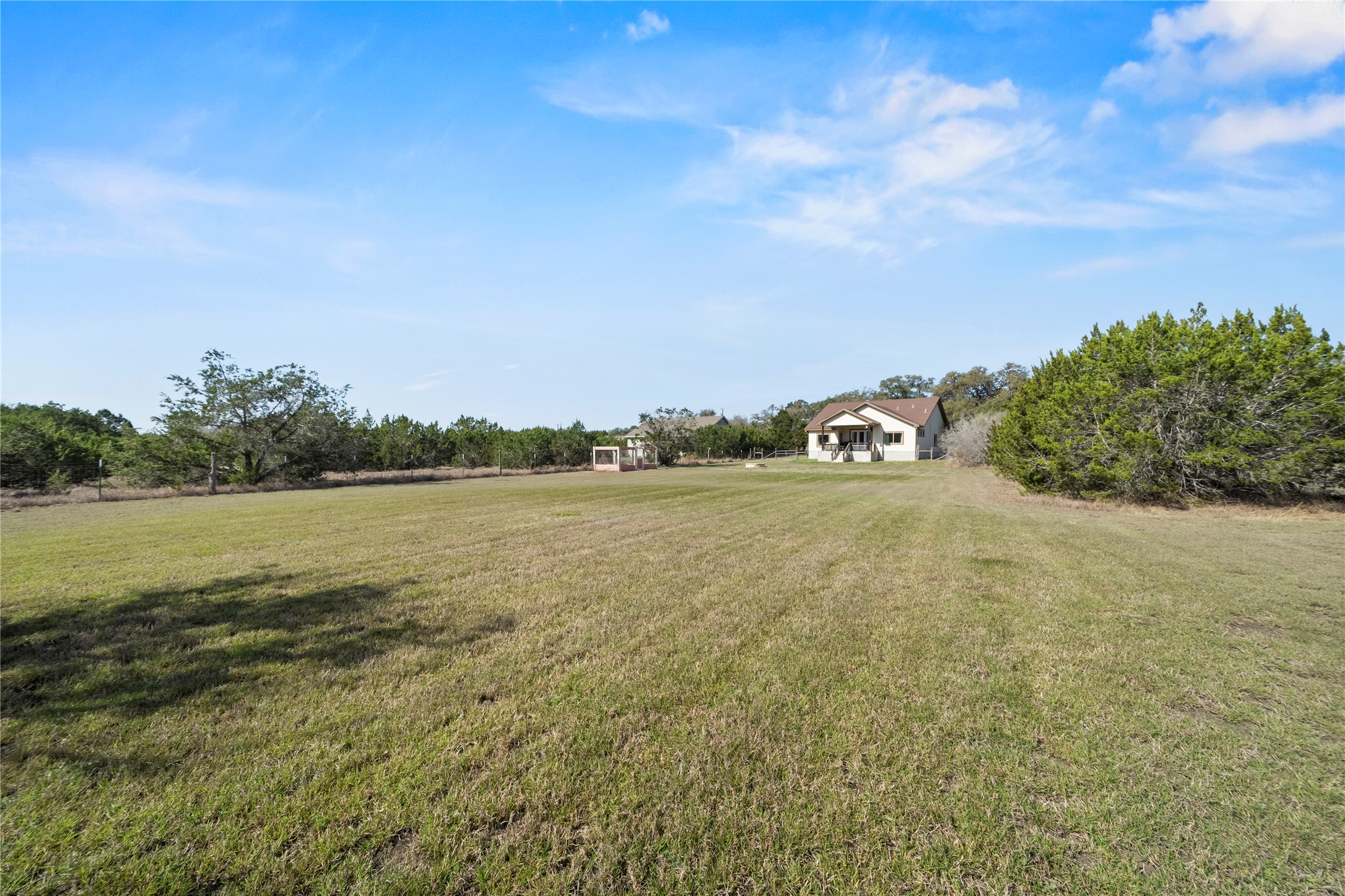 main property photo 20