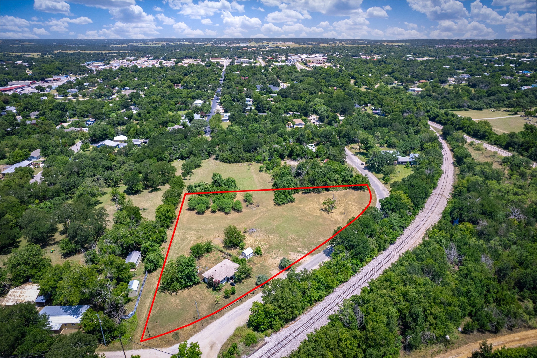 main property photo 9