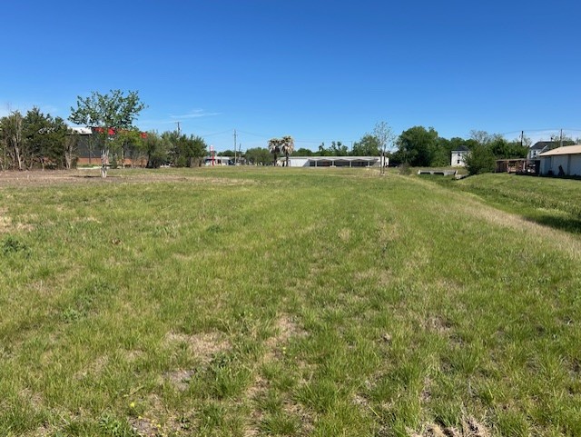 main property photo 11