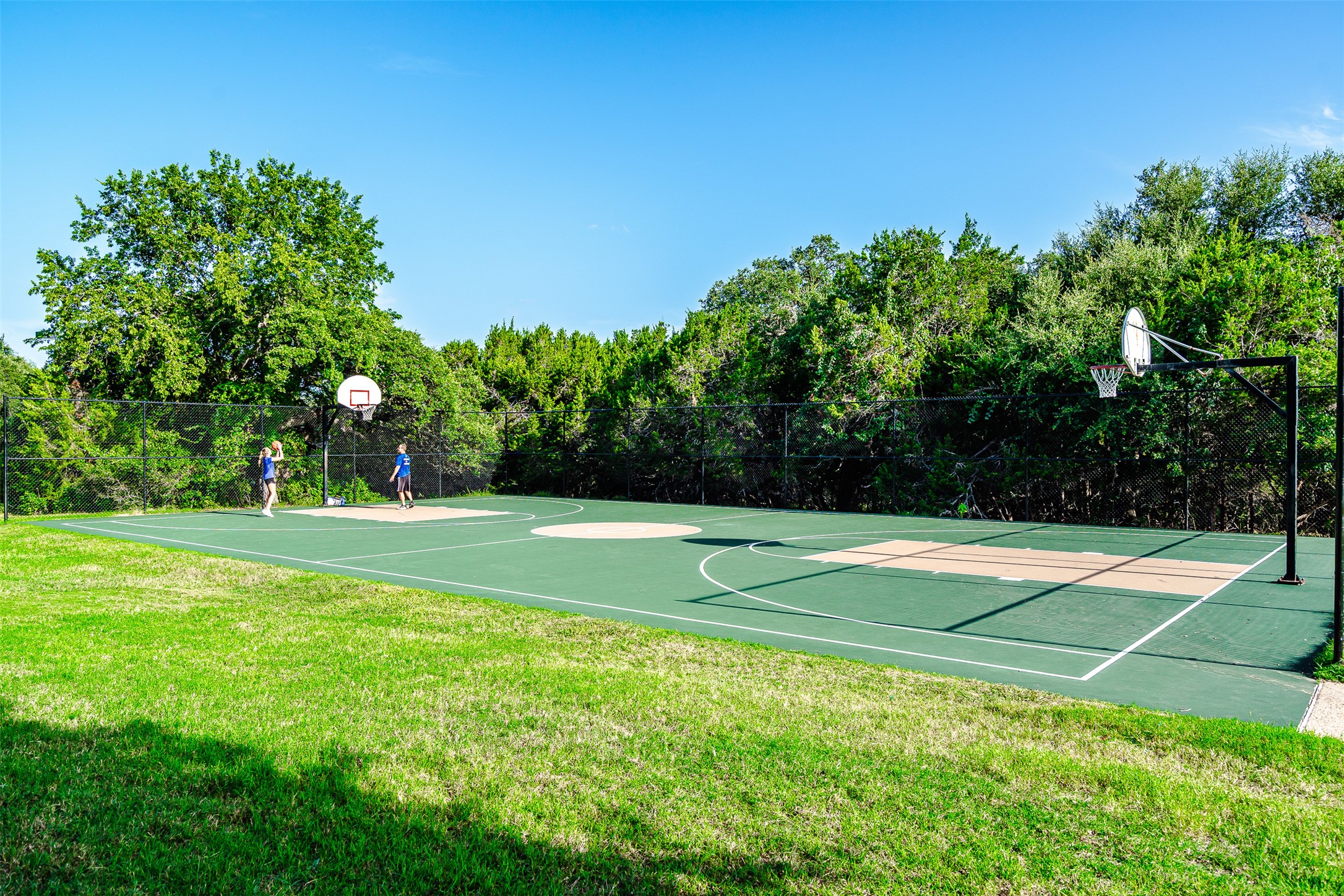 main property photo 32