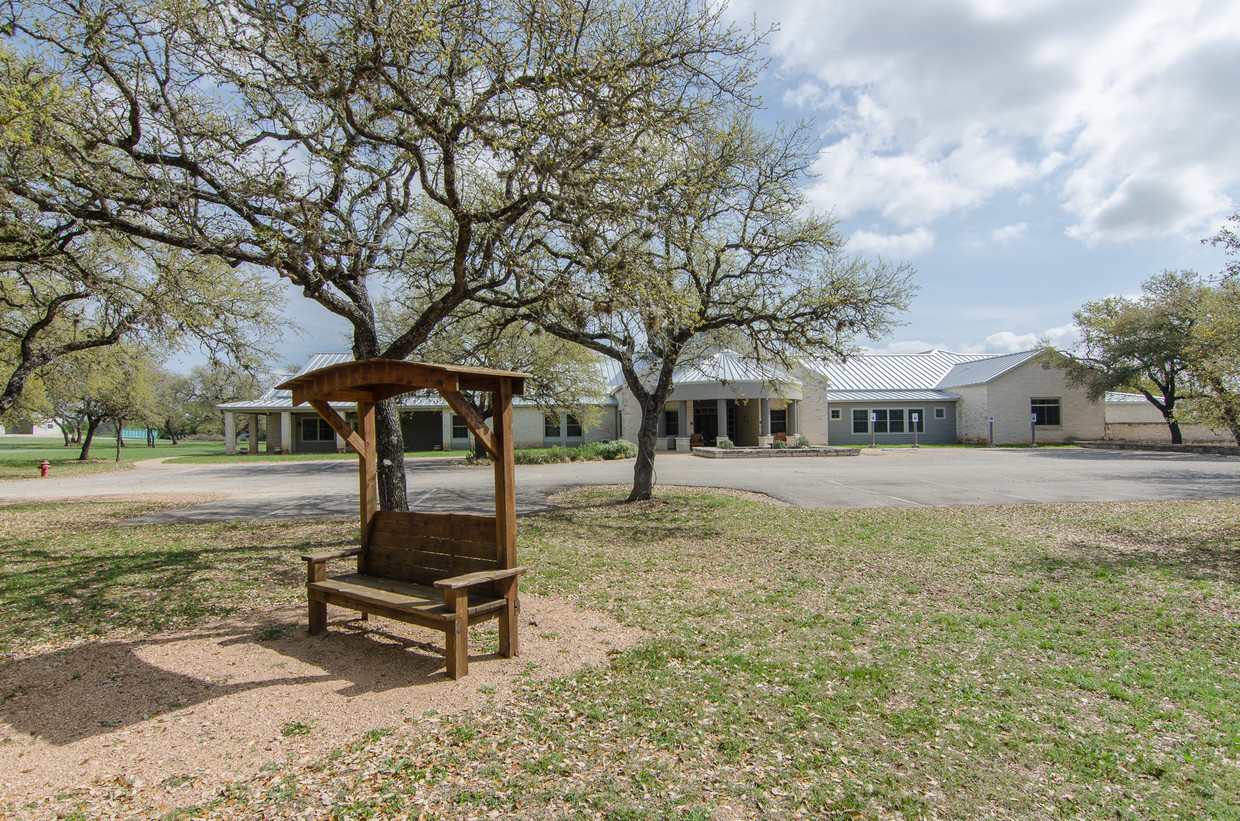 main property photo 6
