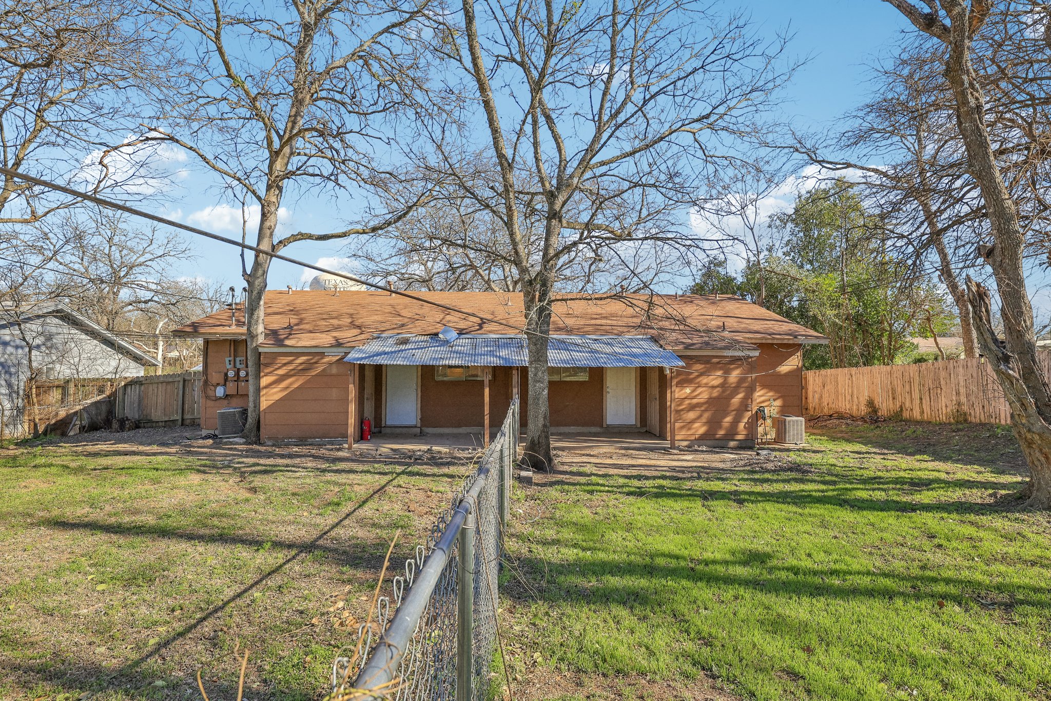 main property photo 24