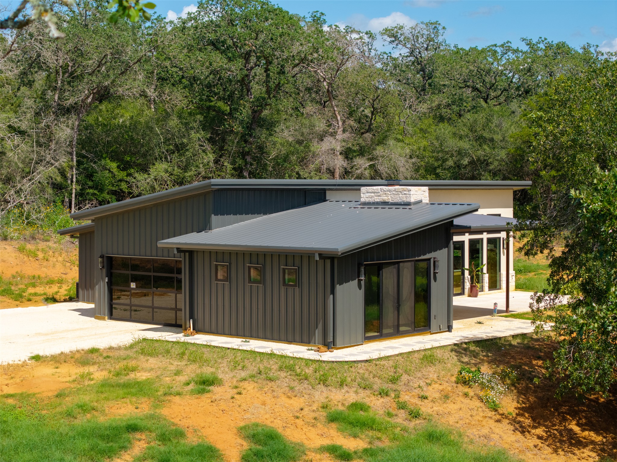 main property photo 20
