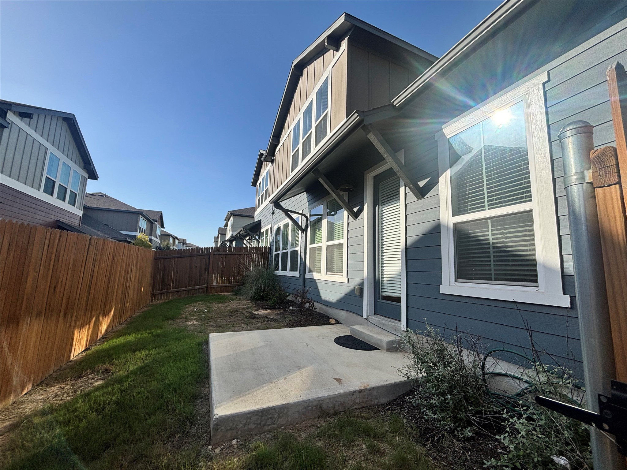 main property photo 12