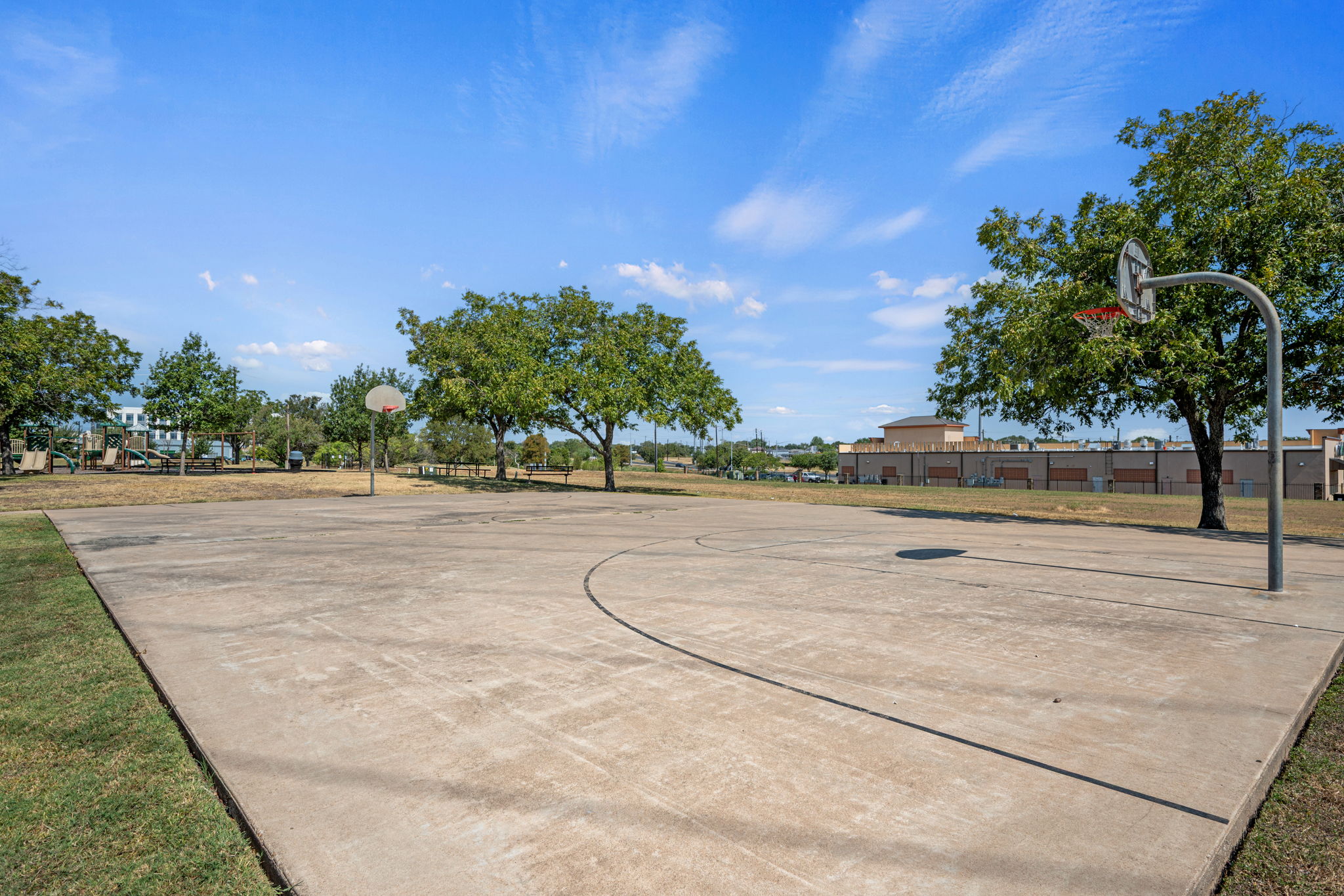 main property photo 24