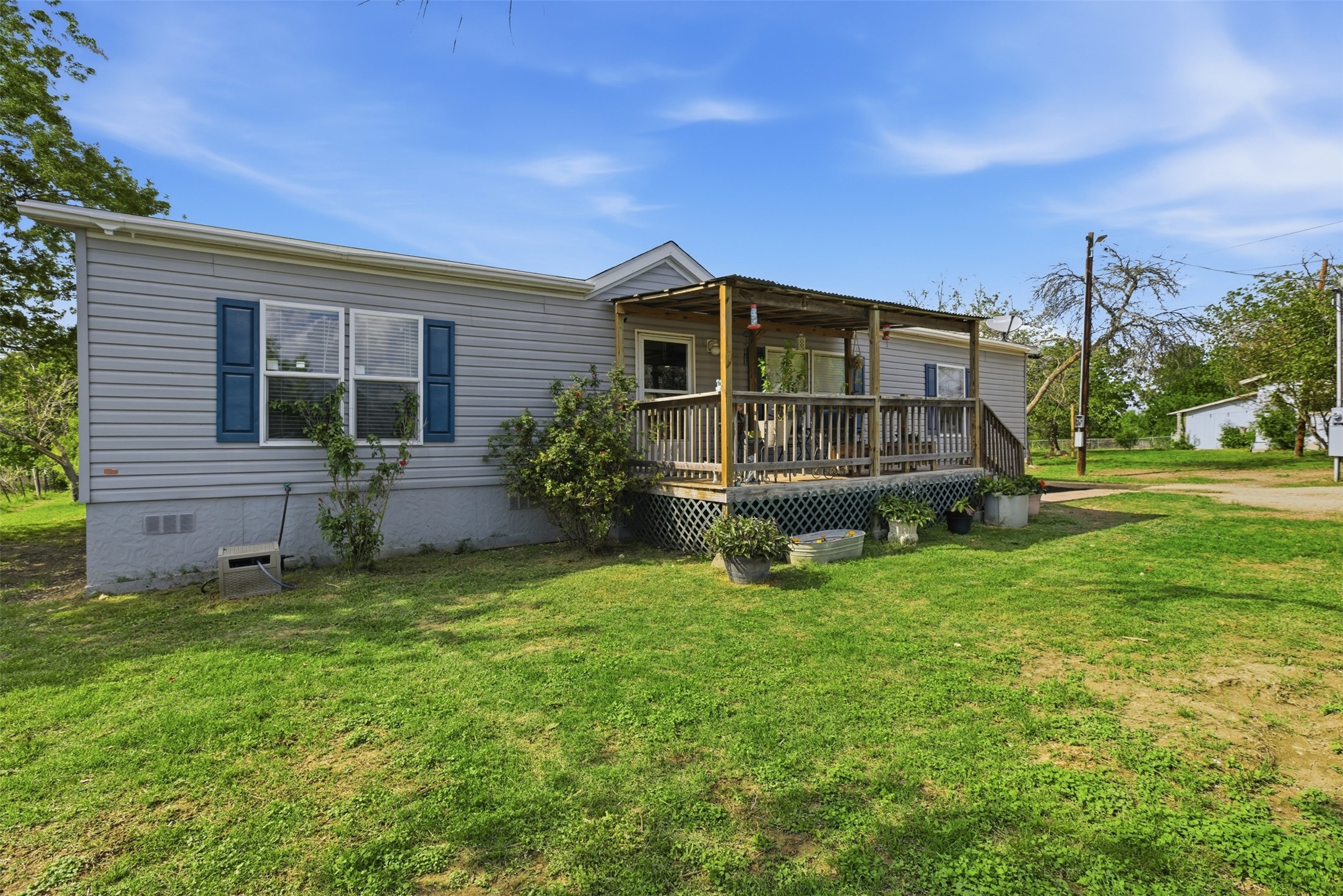 main property photo 2