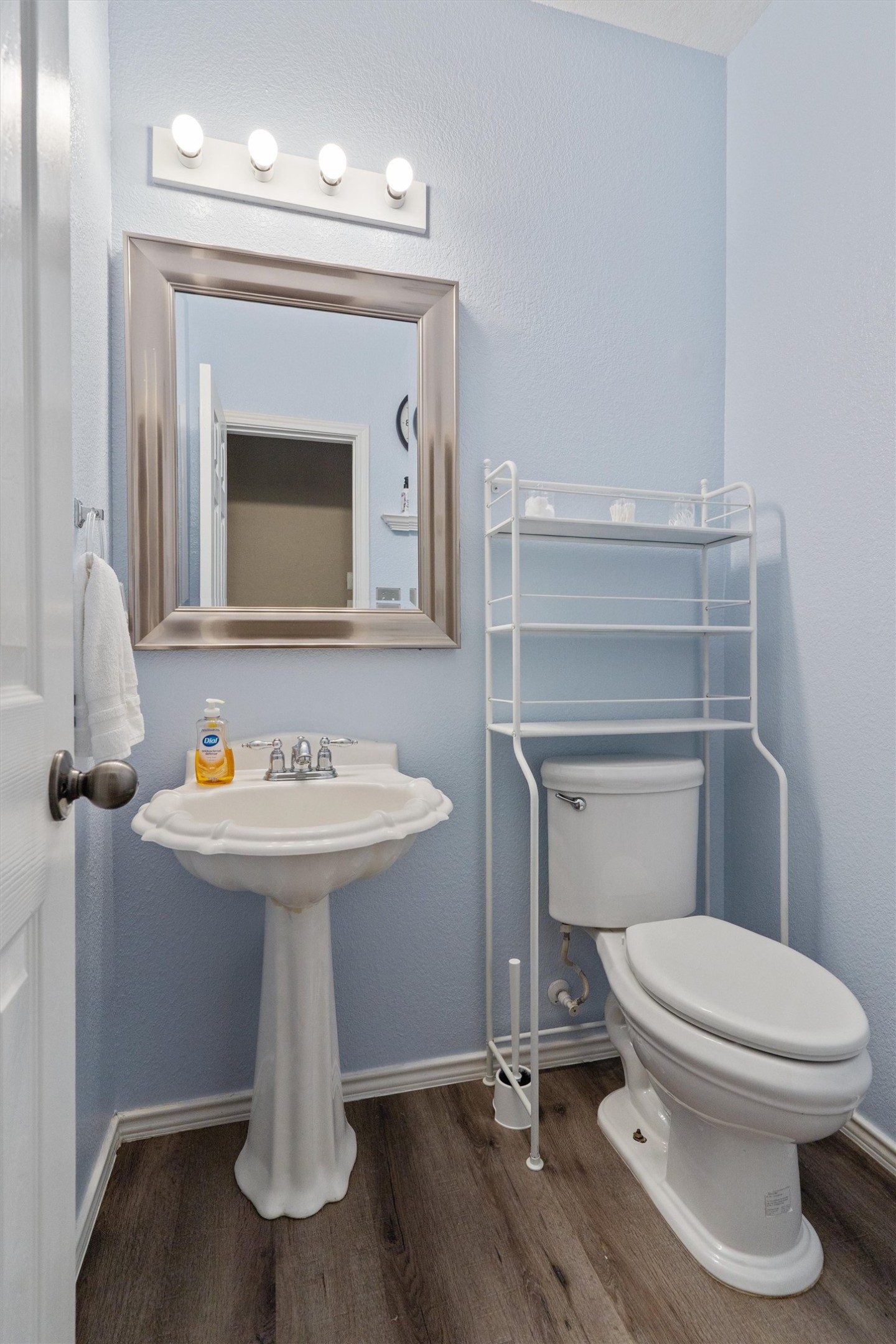 main property photo 13