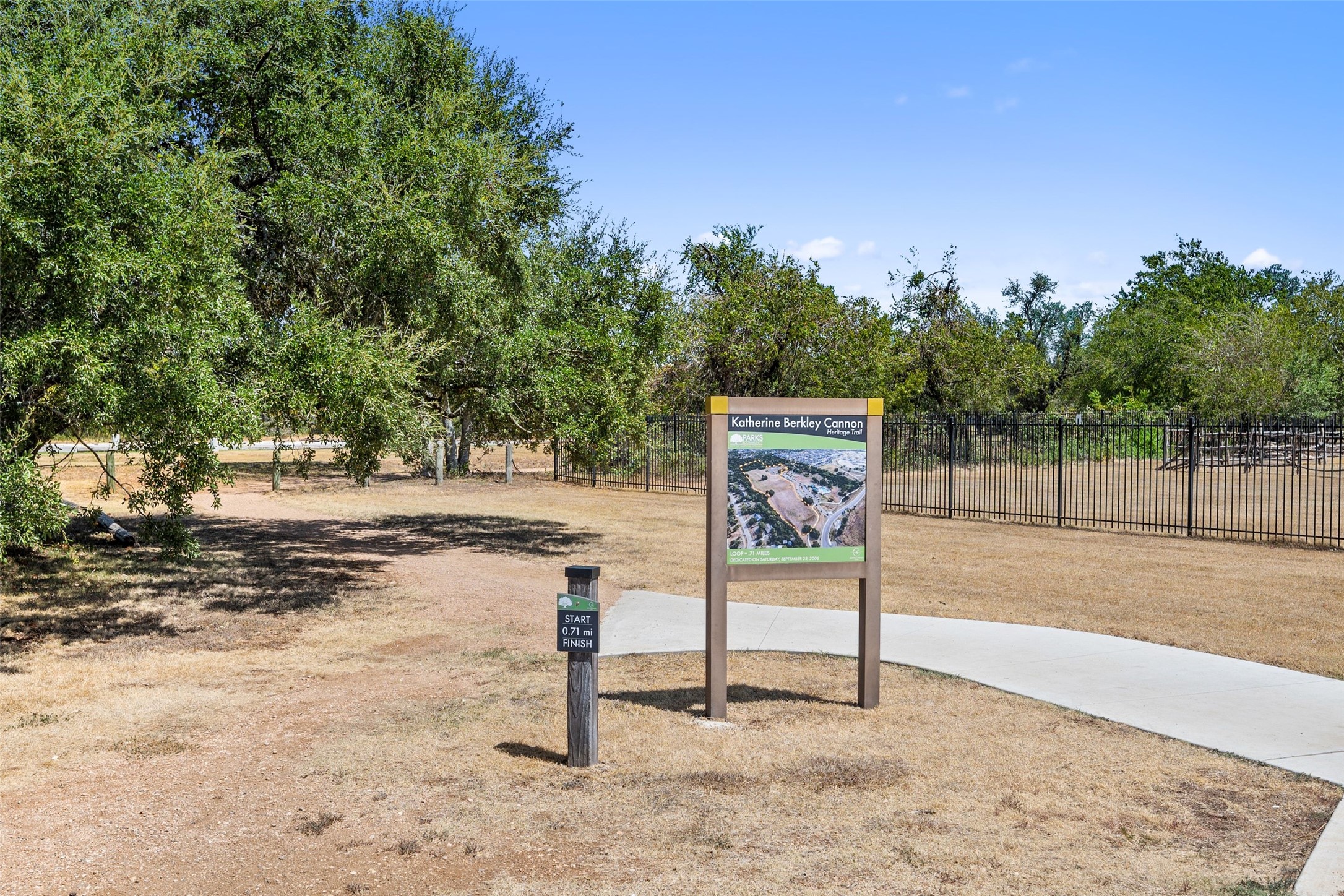 main property photo 27