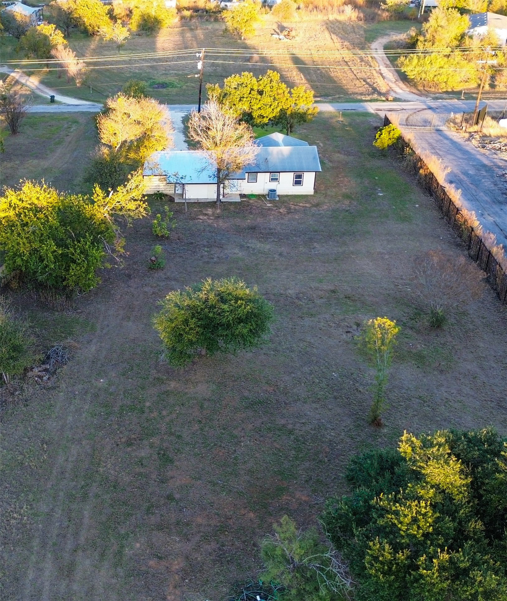 main property photo 9