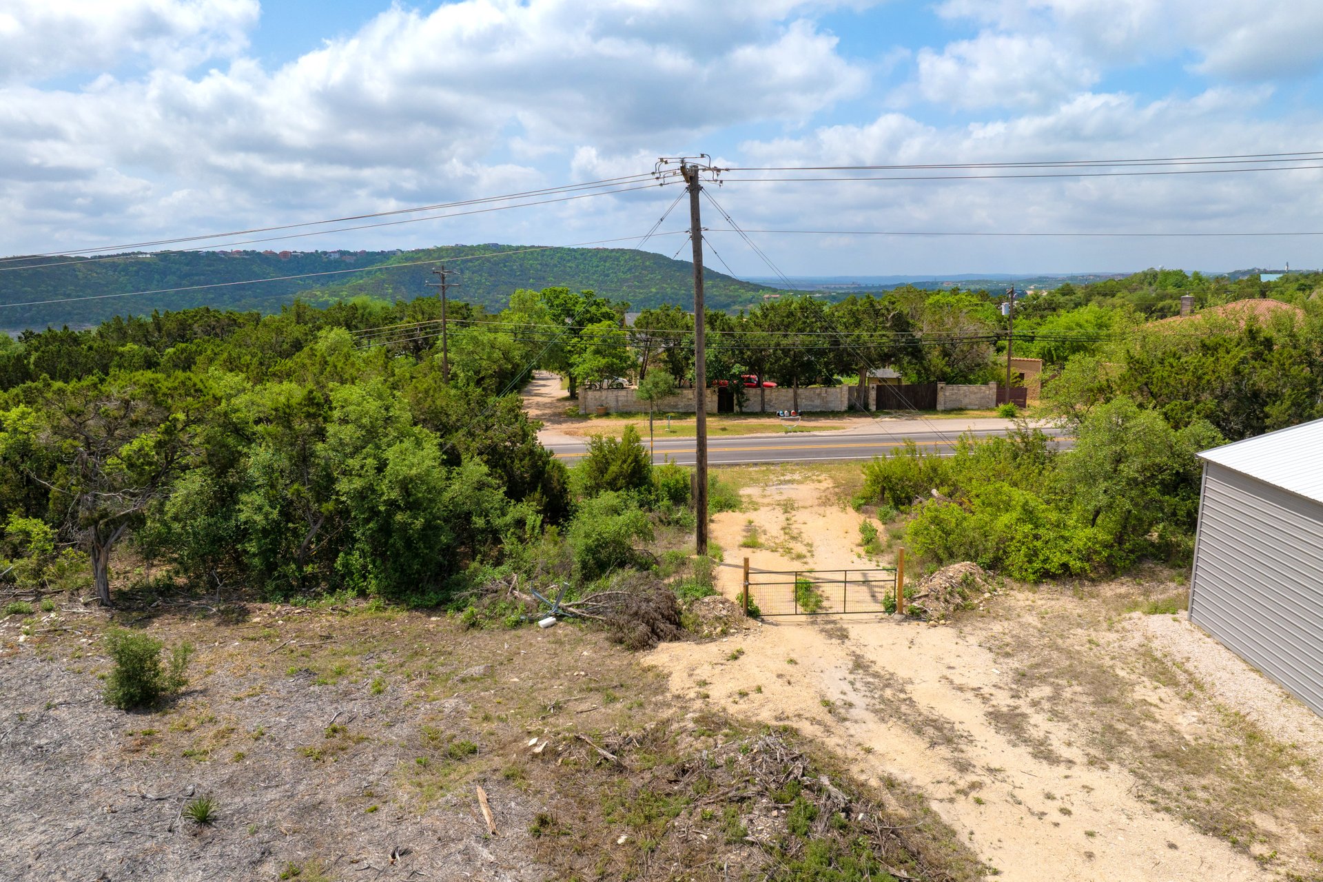 main property photo 9