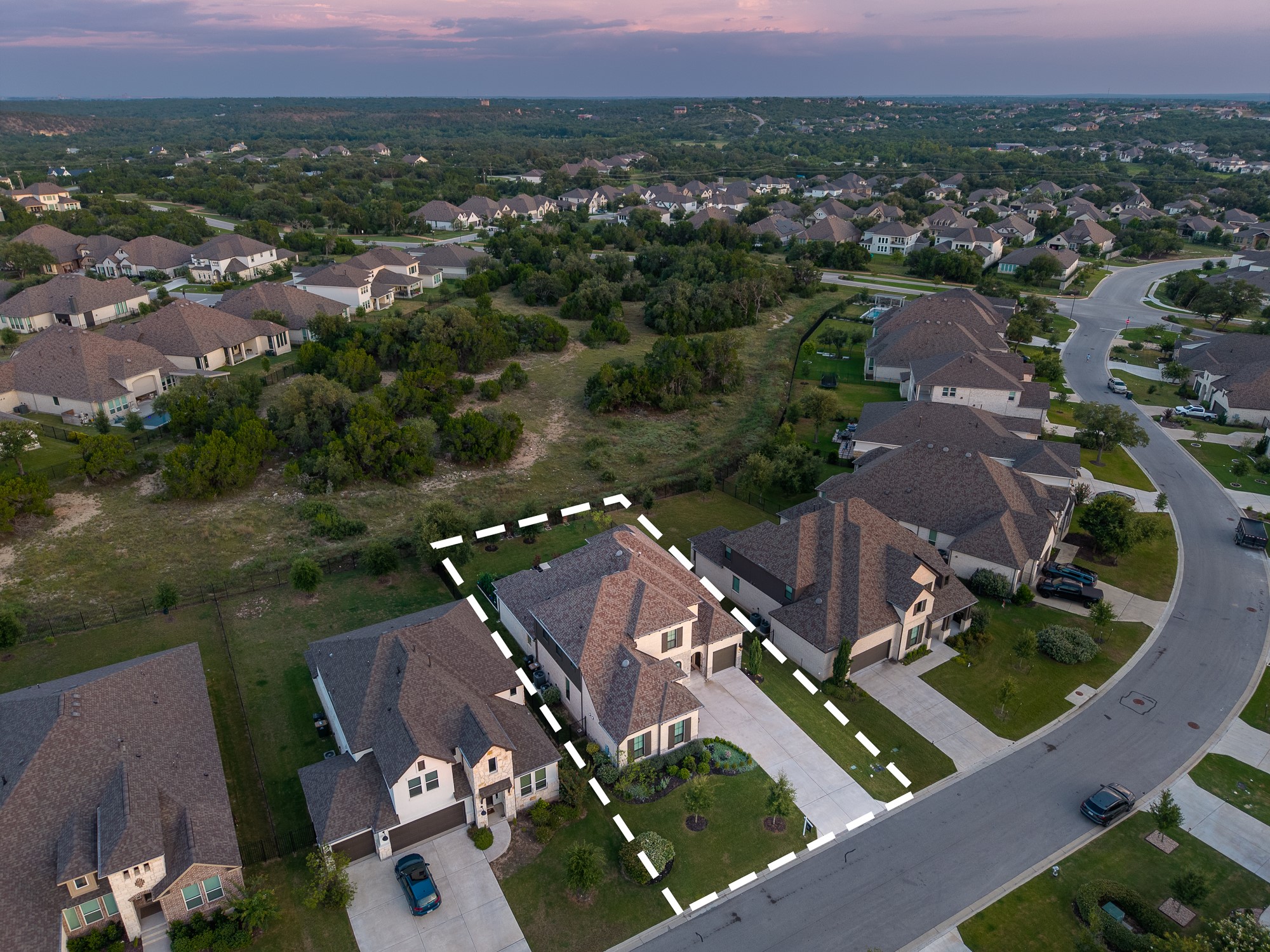 main property photo 32
