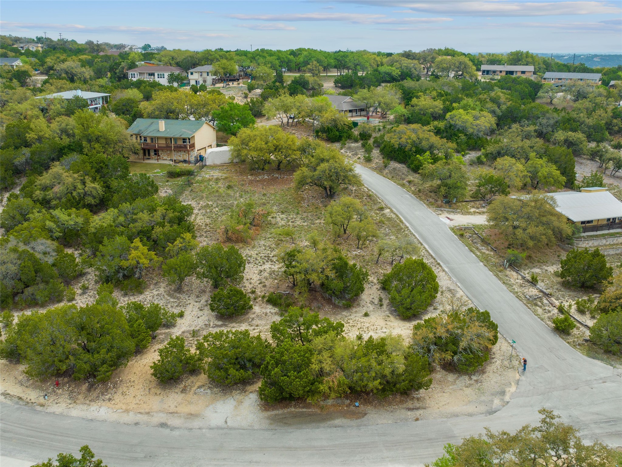 main property photo 12