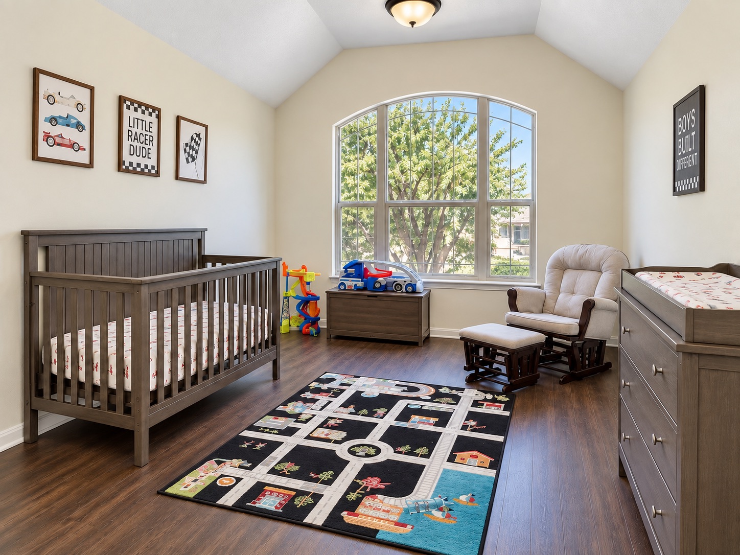 main property photo 19