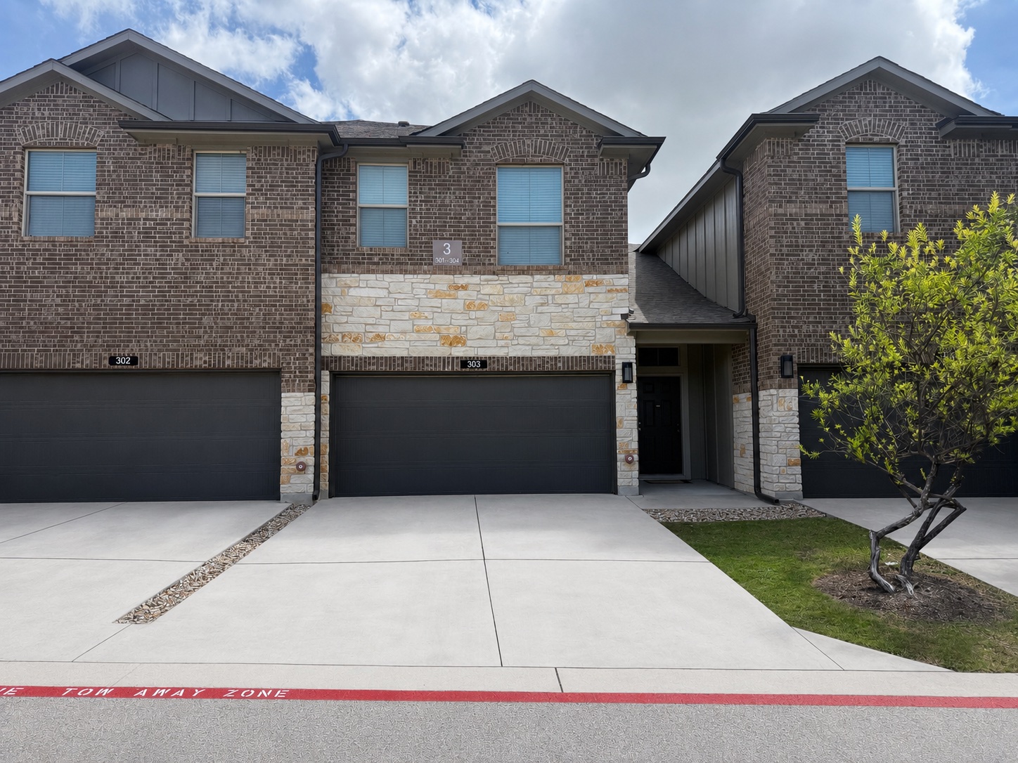 main property photo 0
