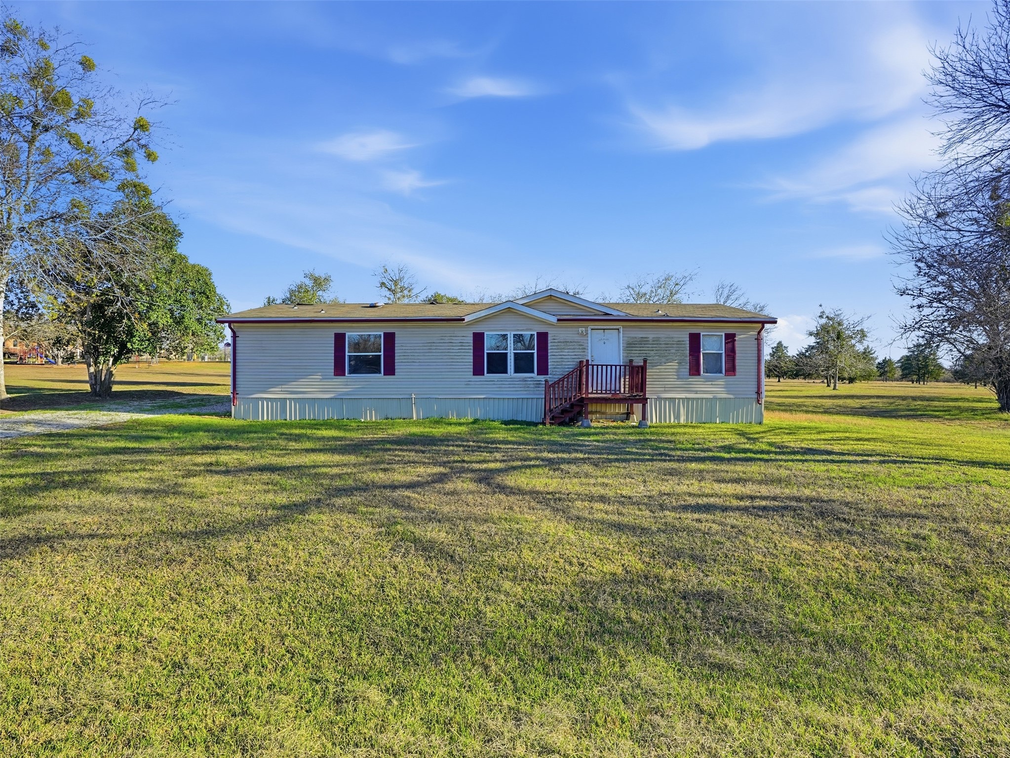 main property photo 22