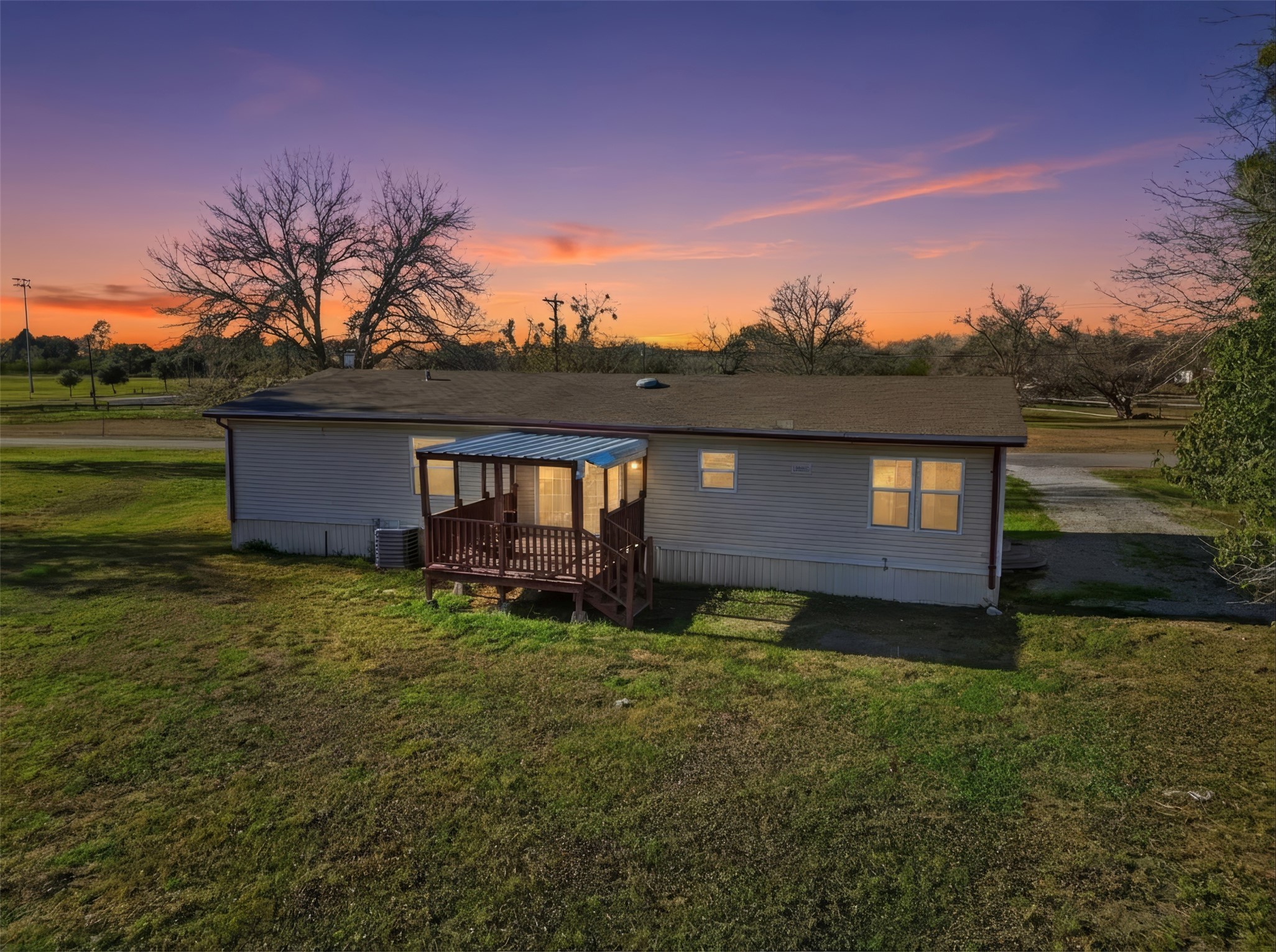 main property photo 3