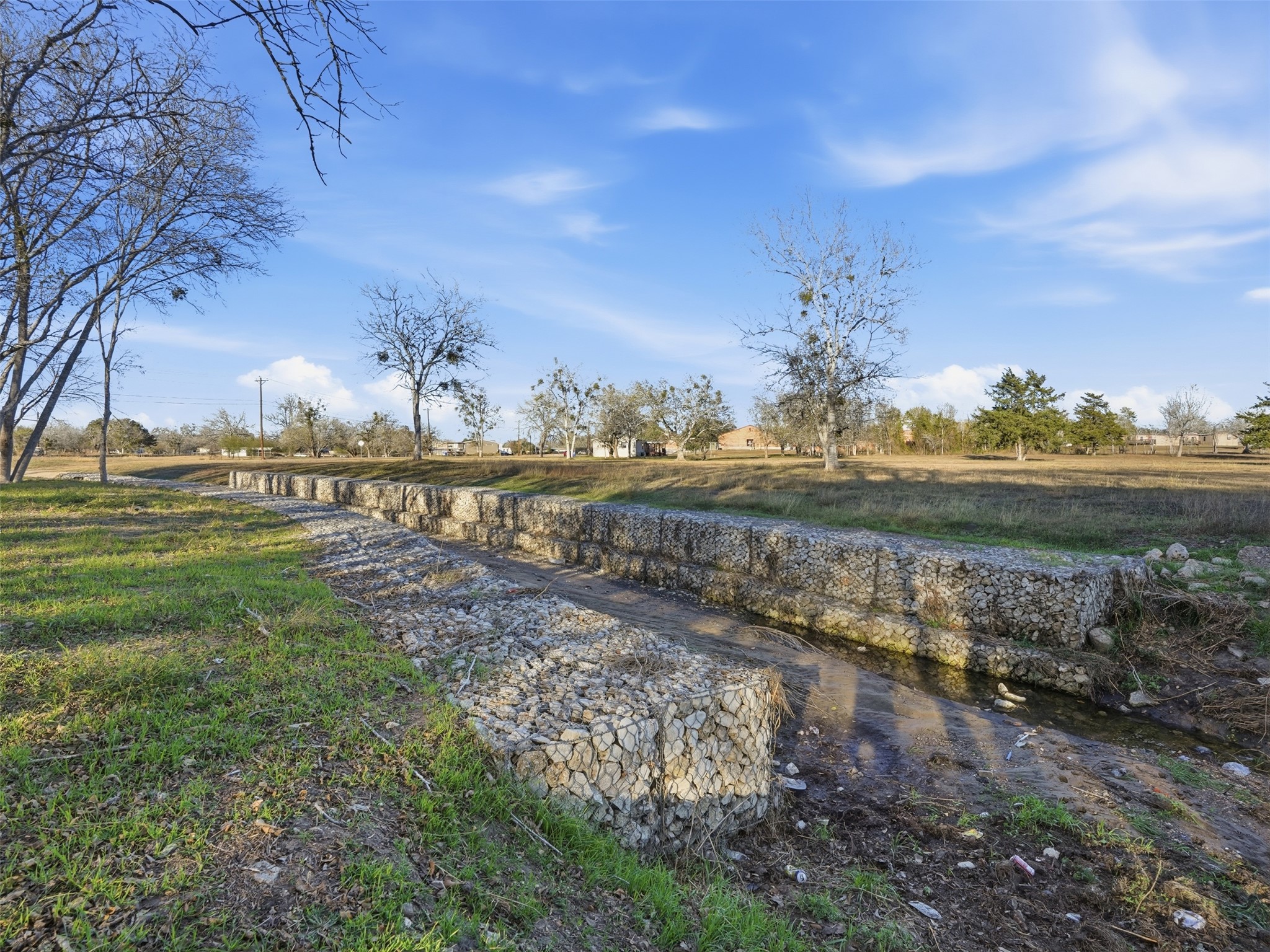 main property photo 39