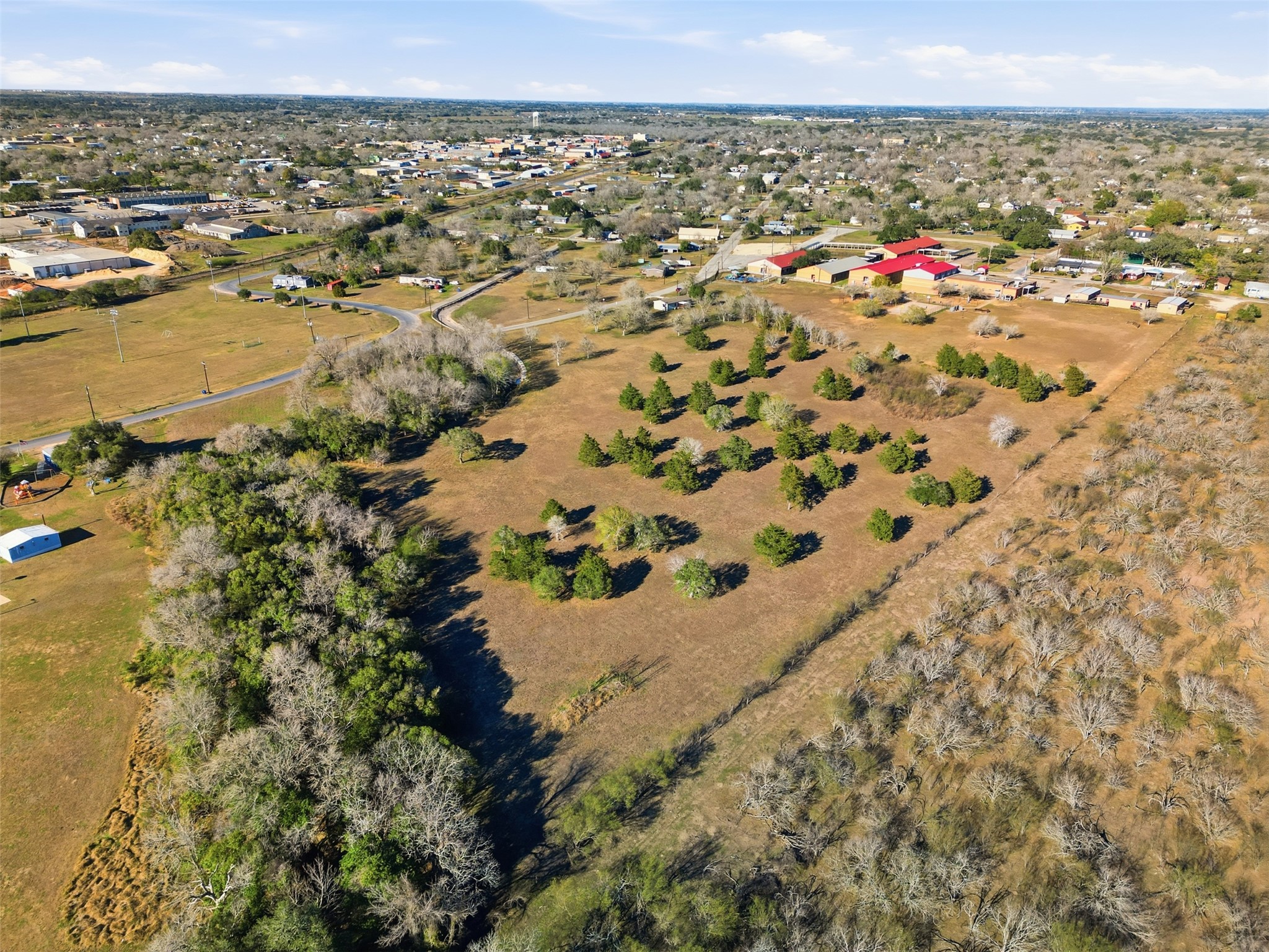 main property photo 9