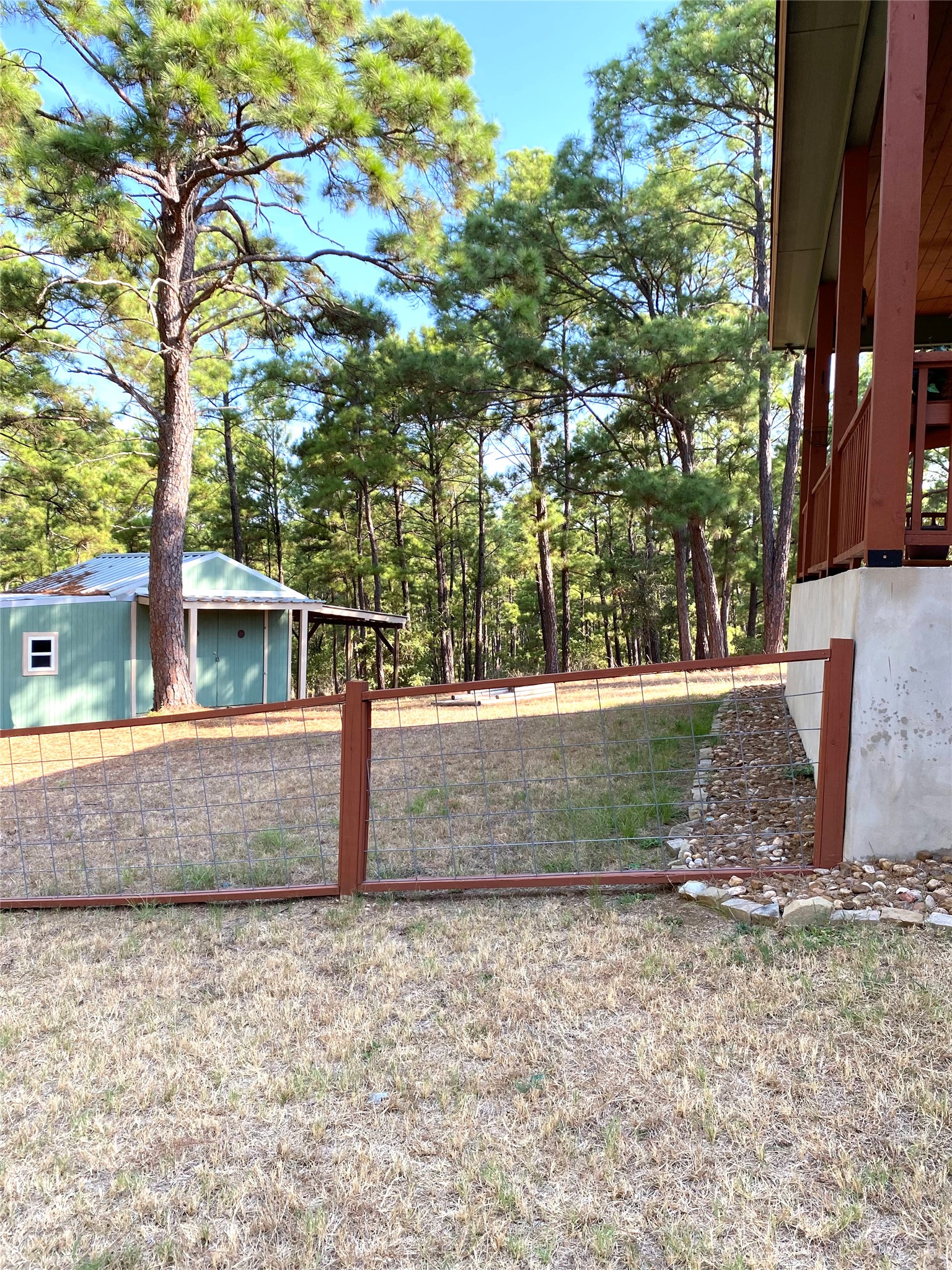 main property photo 17
