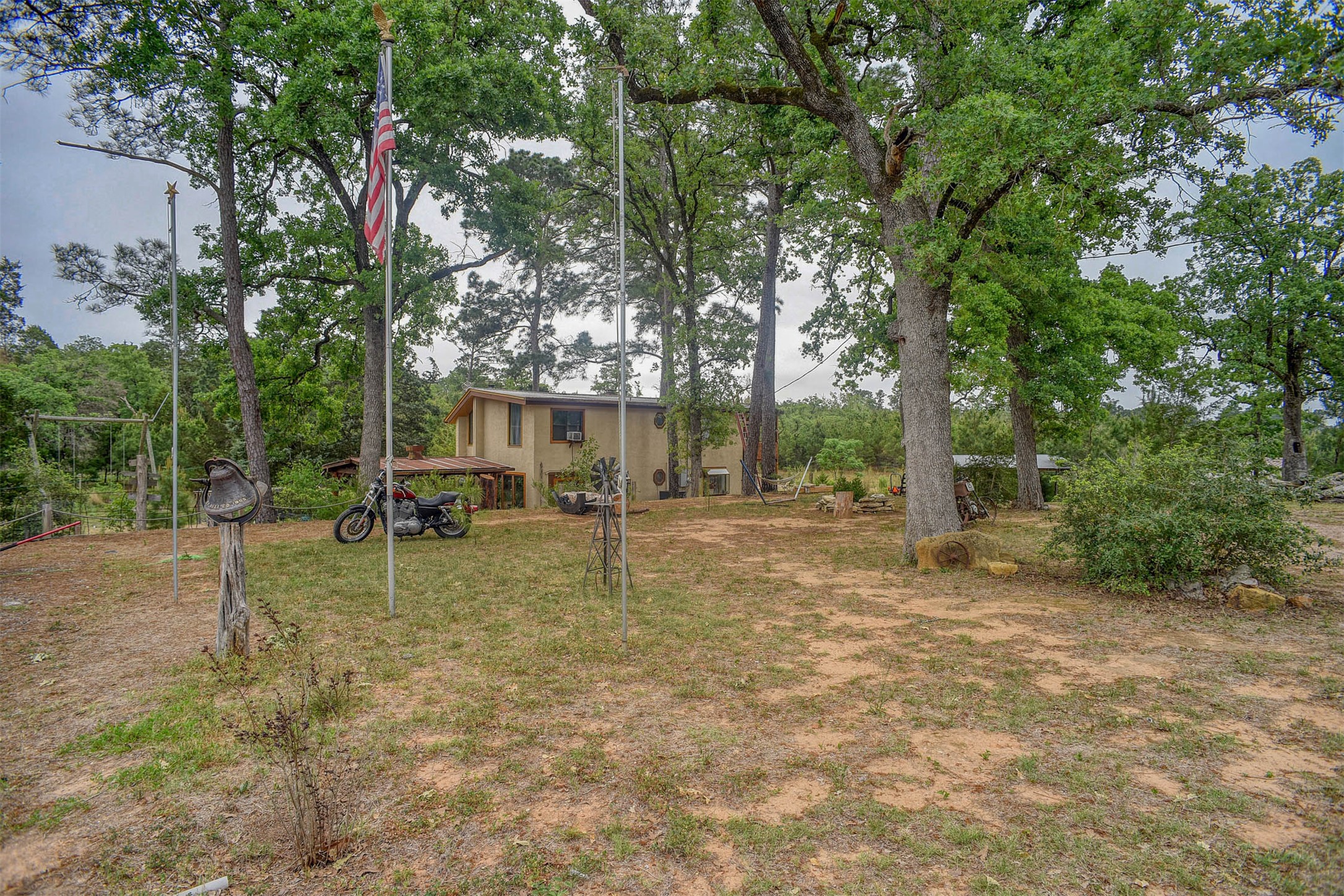 main property photo 17