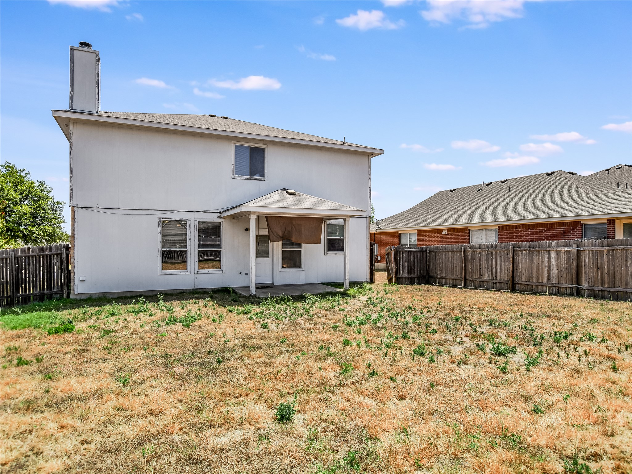 main property photo 27
