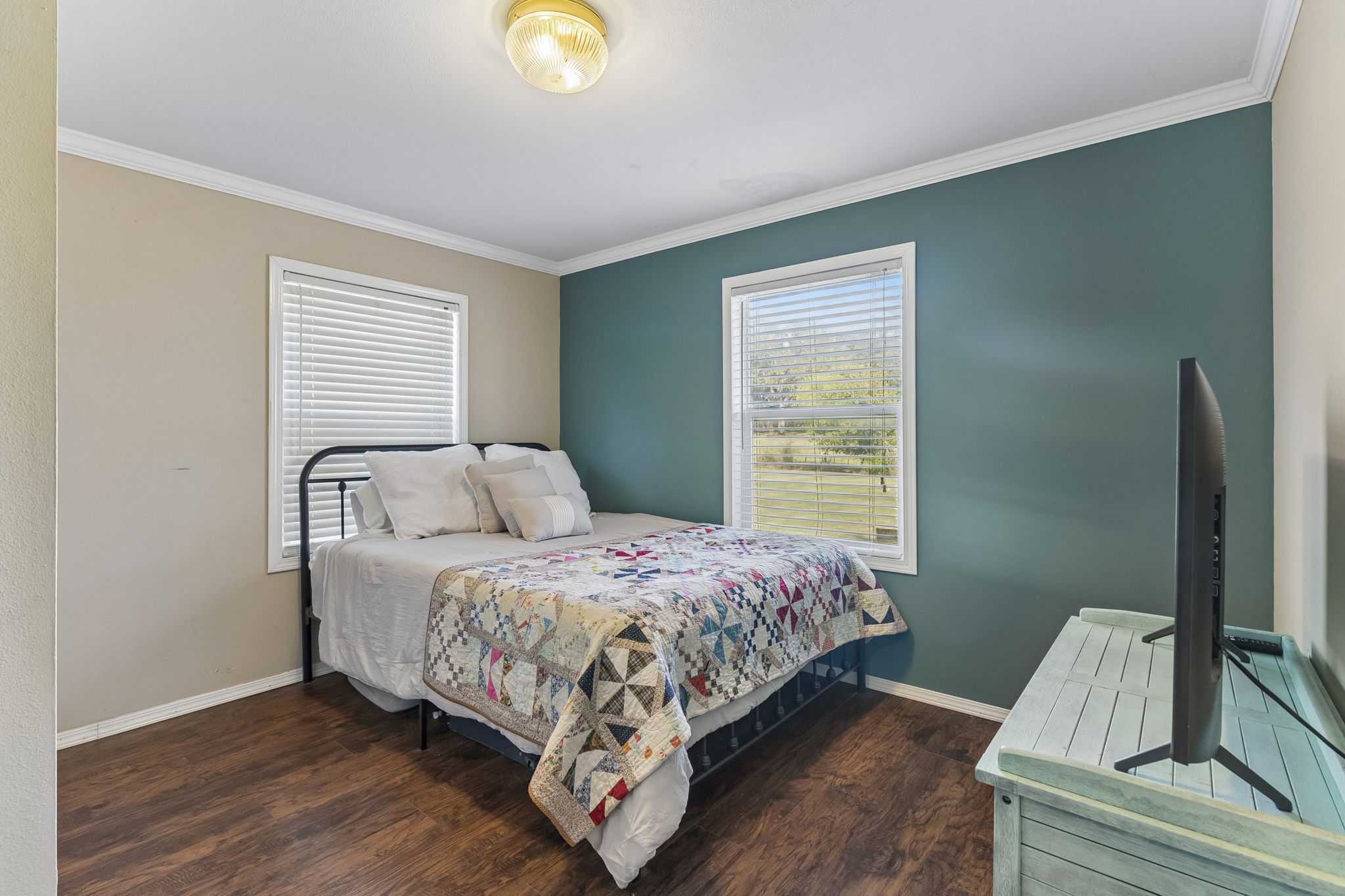 main property photo 15