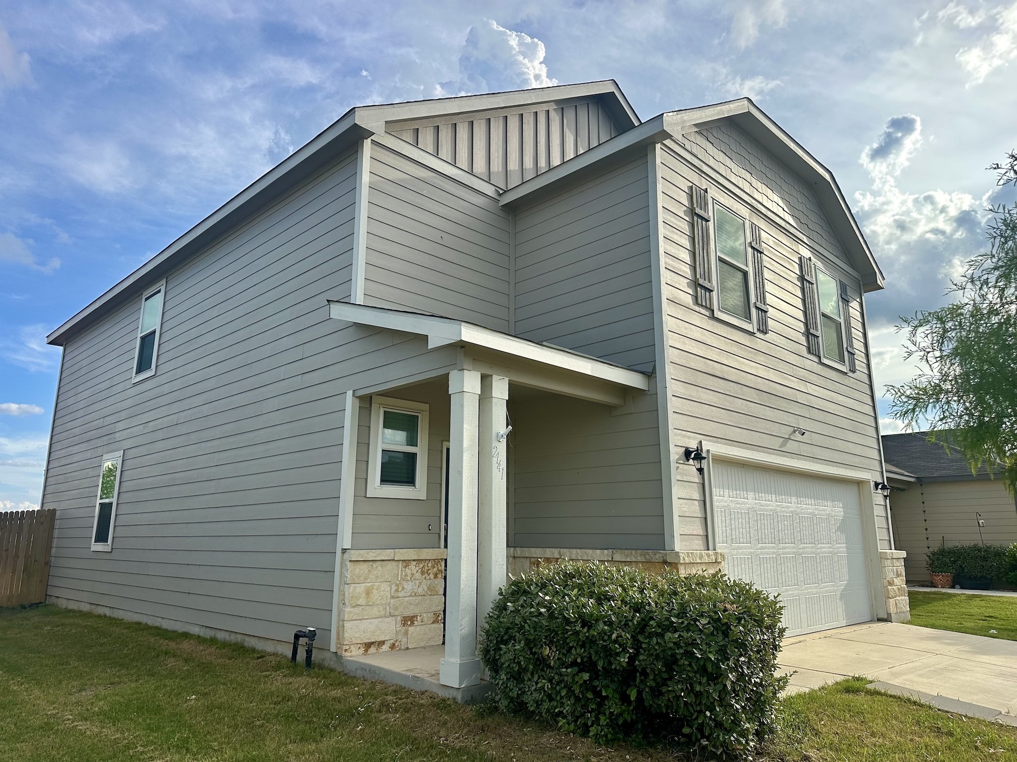main property photo 2
