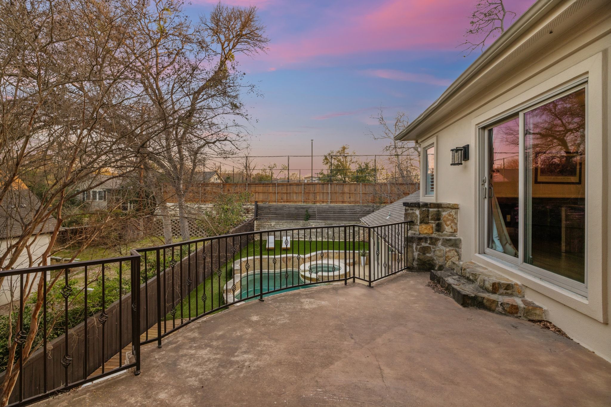 main property photo 24