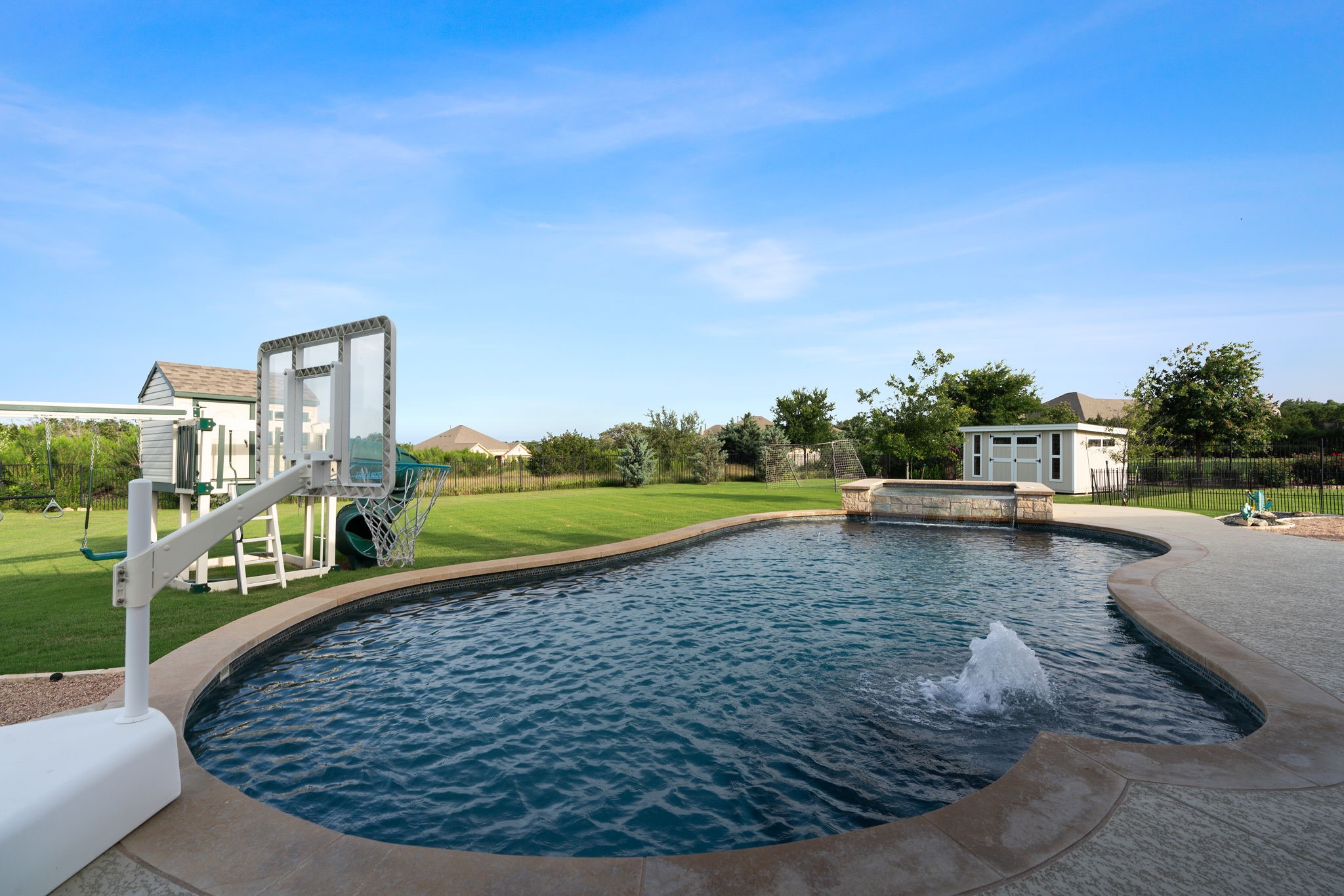 main property photo 36
