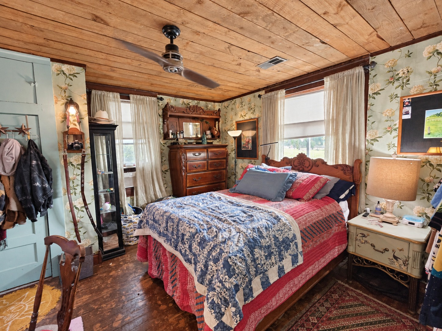 main property photo 29
