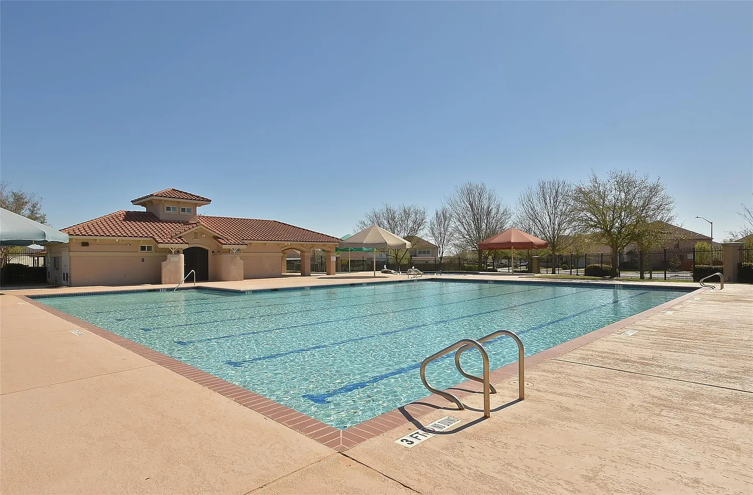 main property photo 36