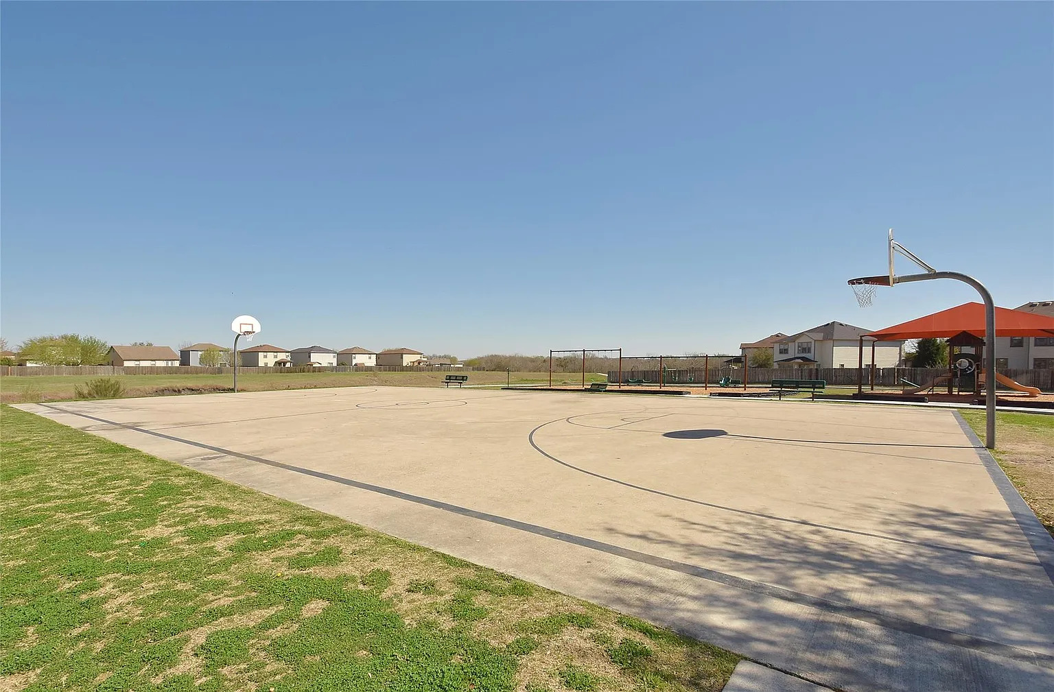 main property photo 38