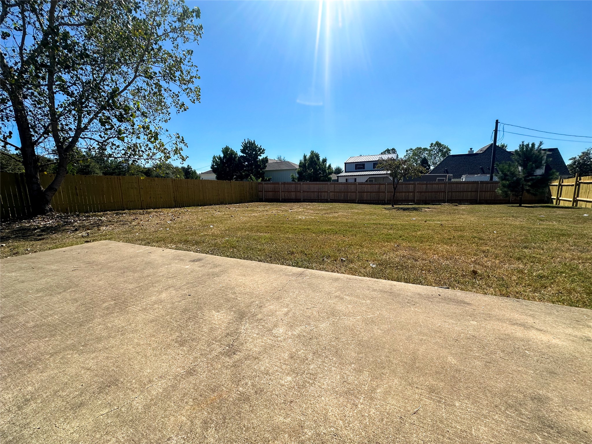 main property photo 31
