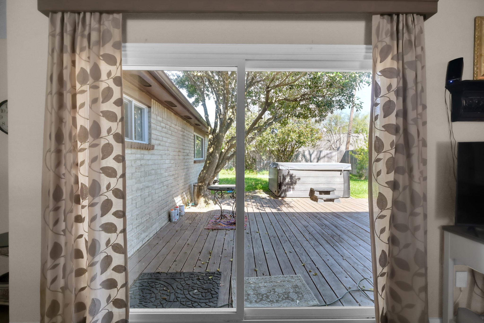 main property photo 19
