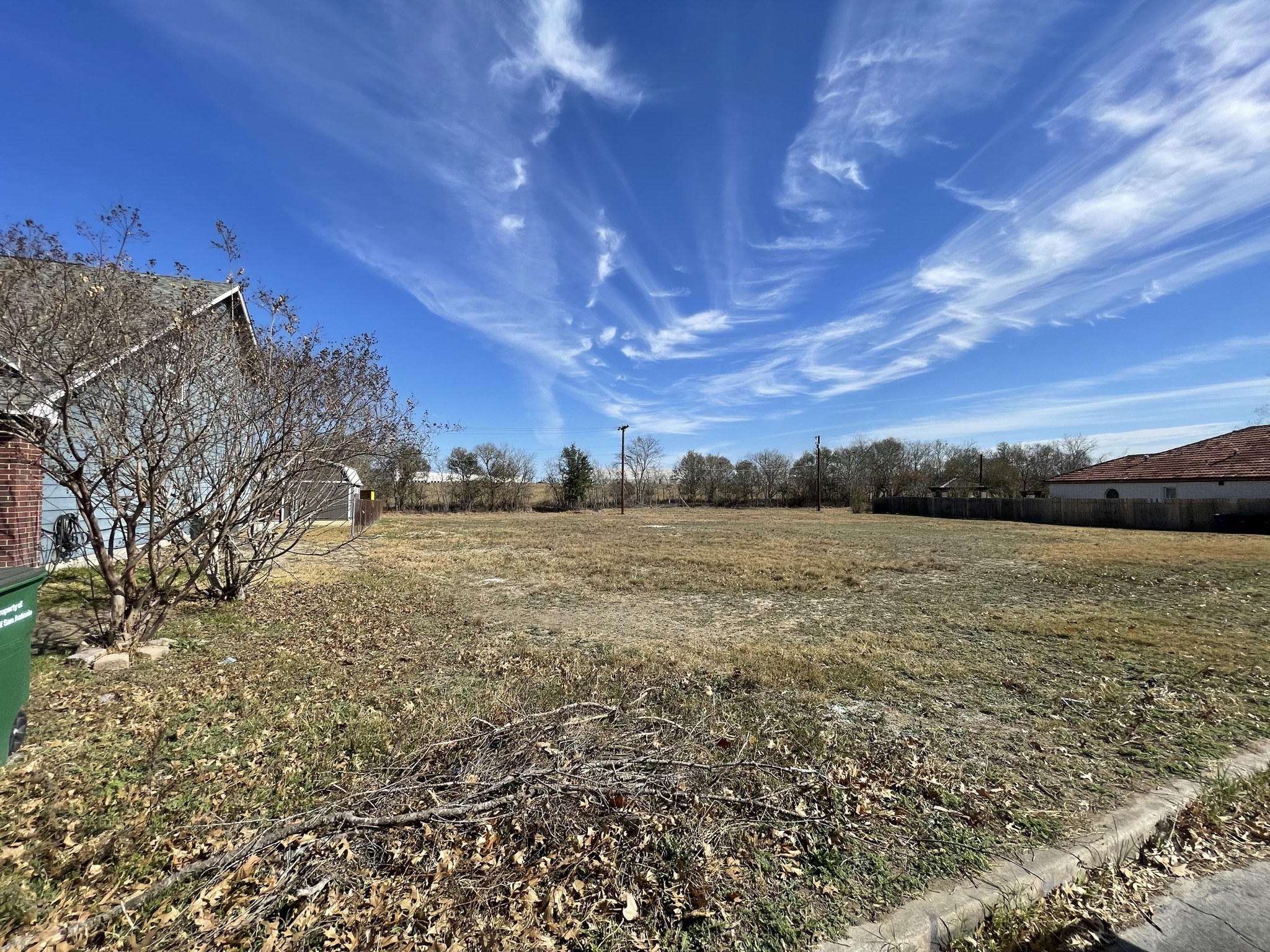 main property photo 6