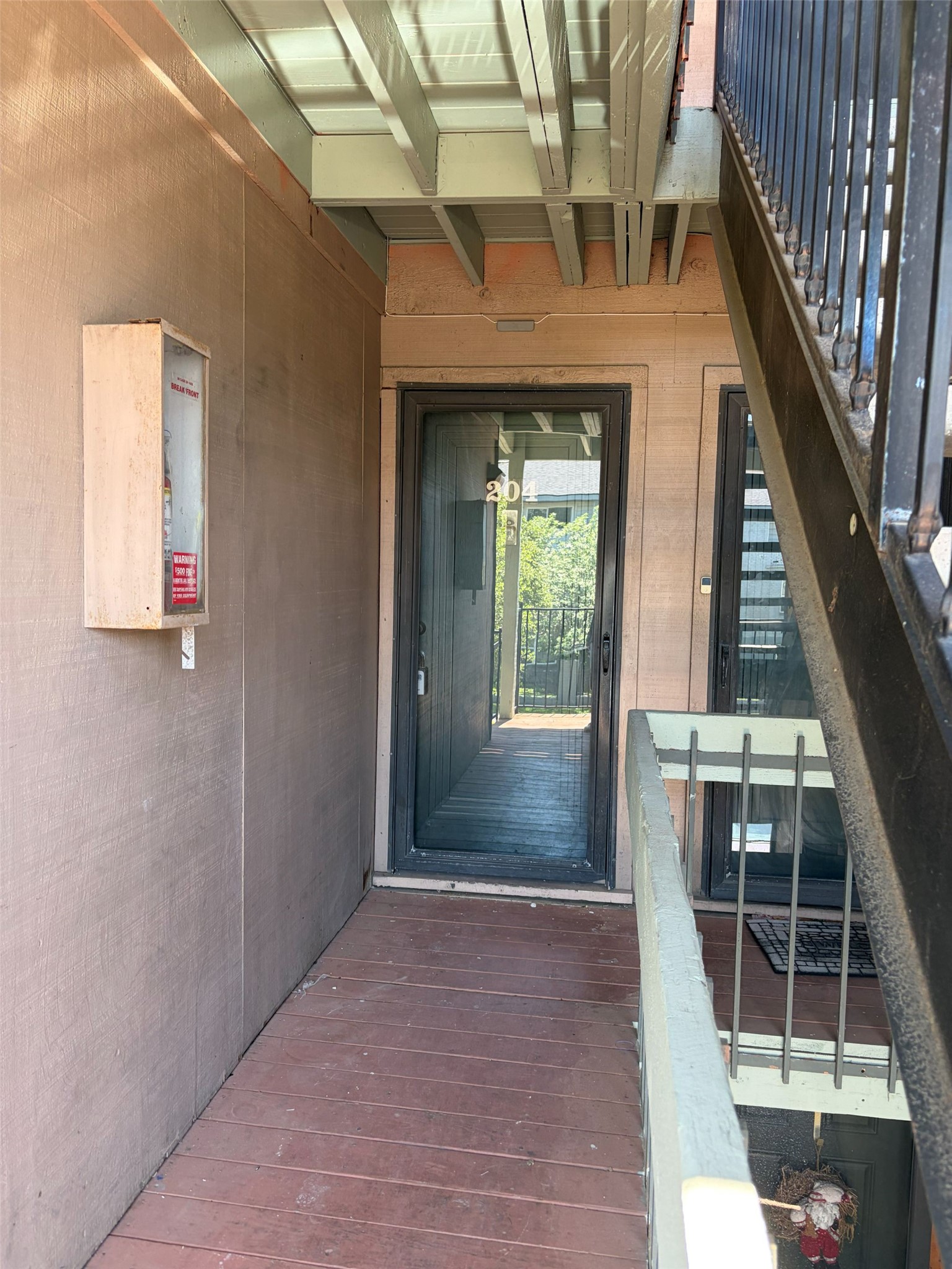 main property photo 11