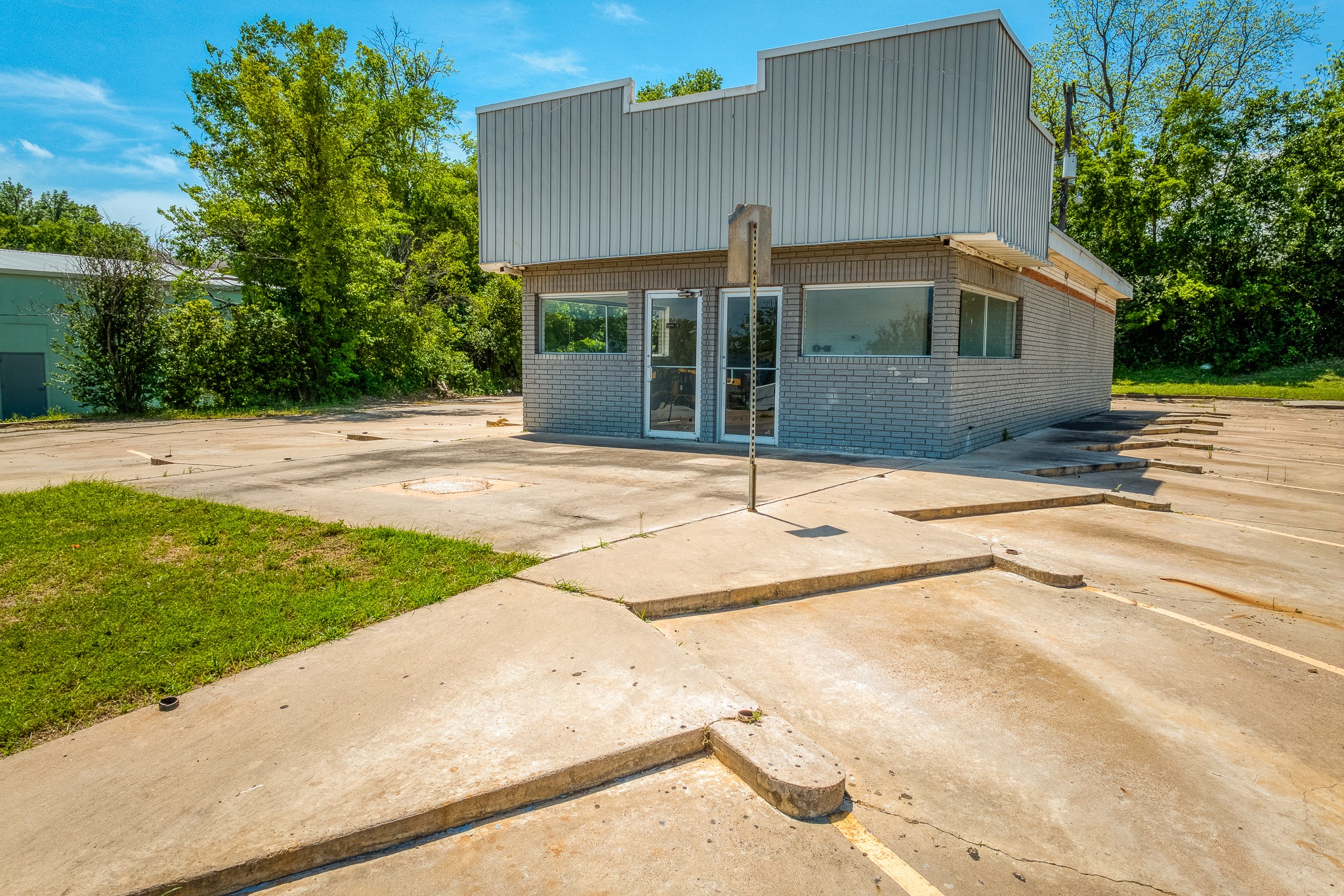 main property photo 4